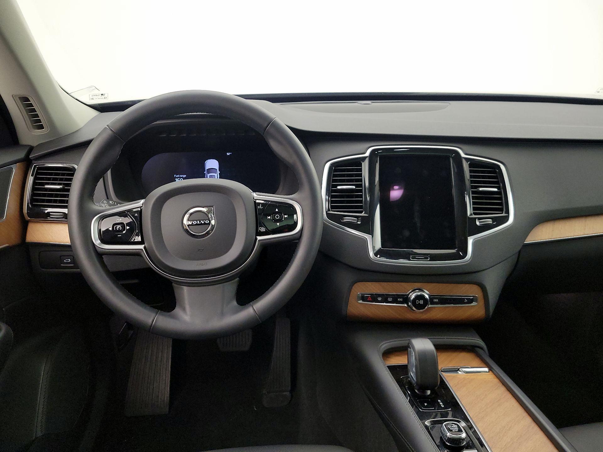 Thumbnail: 2024 Volvo XC90 - 10