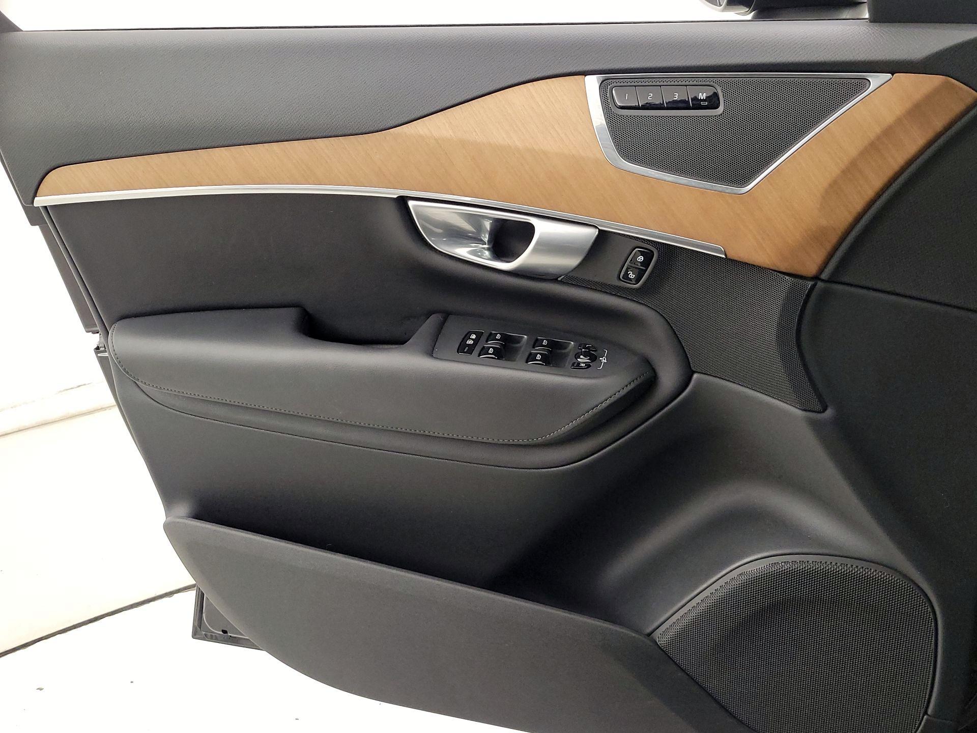 Thumbnail: 2024 Volvo XC90 - 12