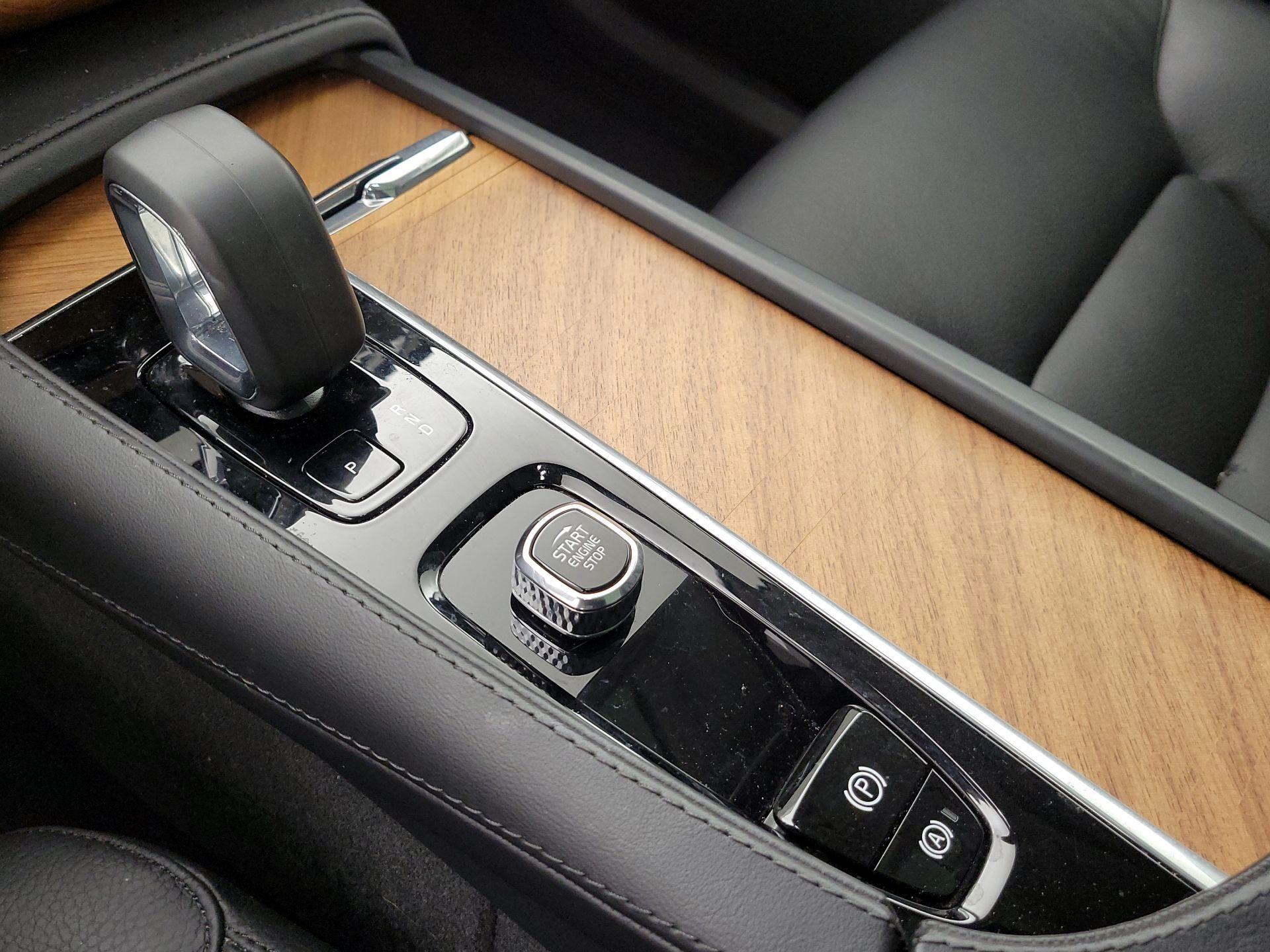 Thumbnail: 2024 Volvo XC90 - 18