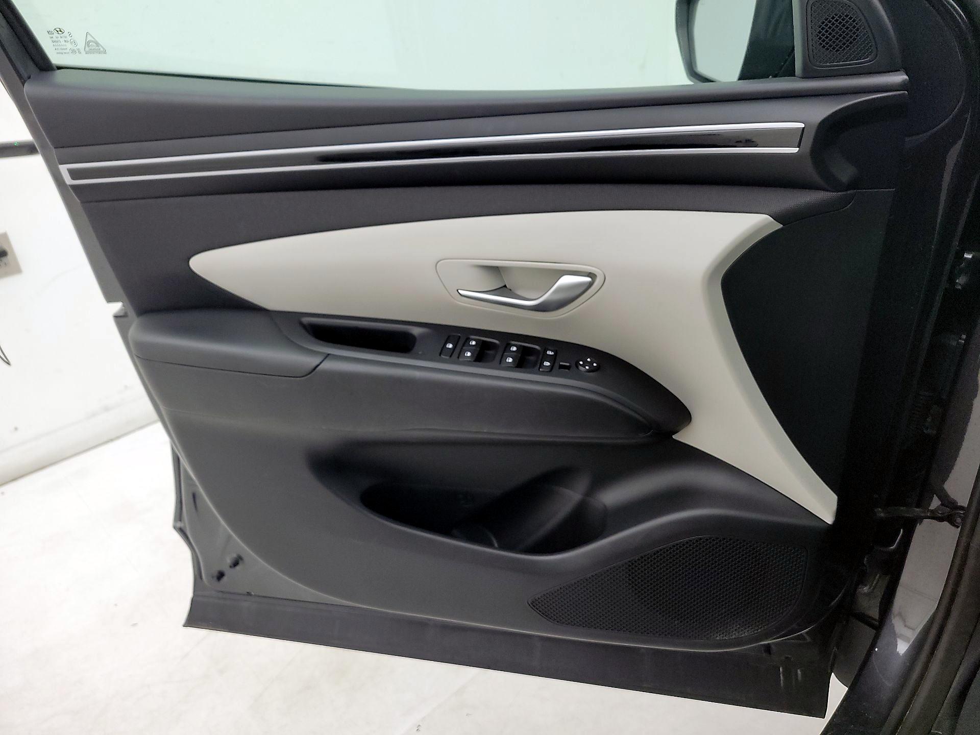 Thumbnail: 2023 Hyundai Tucson - 12