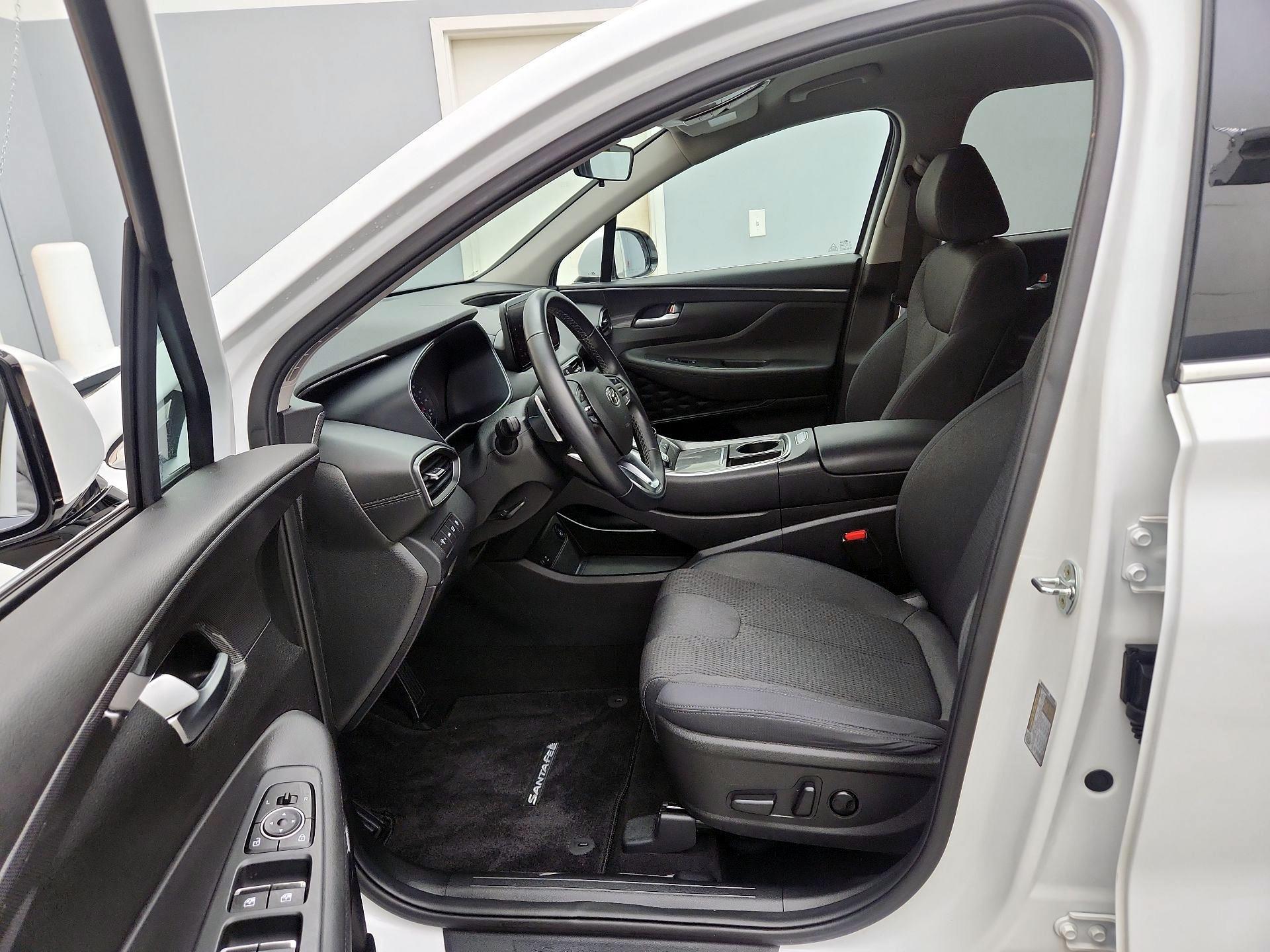 Thumbnail: 2023 Hyundai Santa Fe - 11