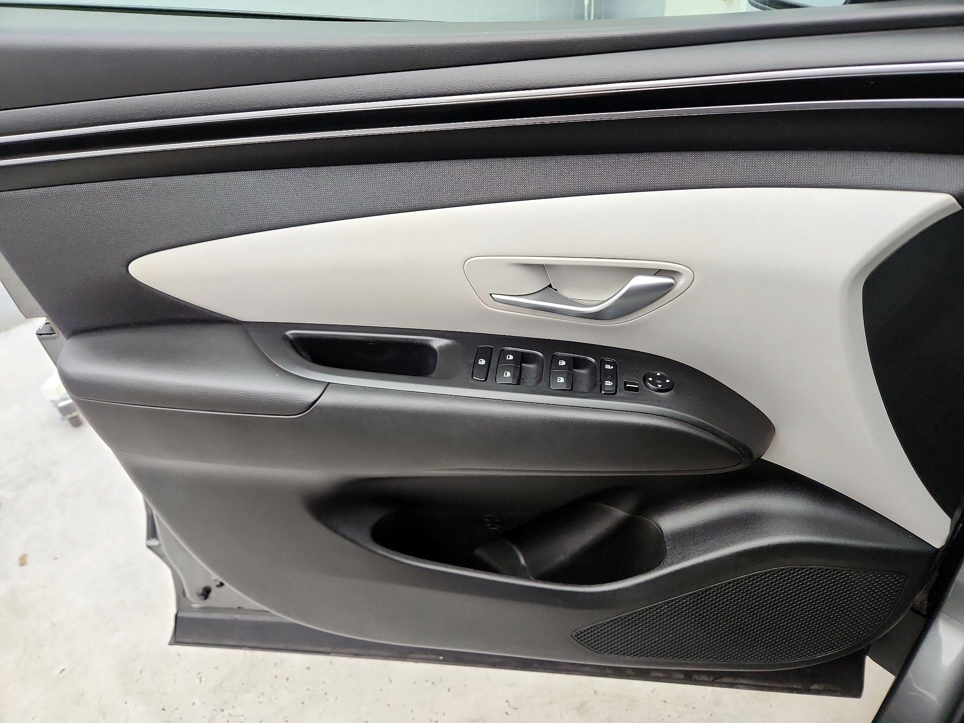 Thumbnail: 2023 Hyundai Tucson - 12