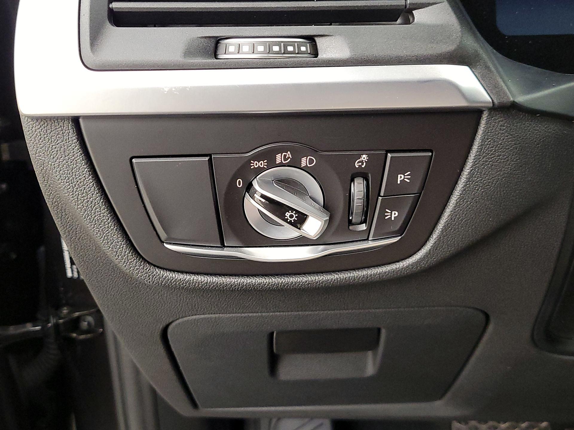 Thumbnail: 2023 BMW X3 - 13