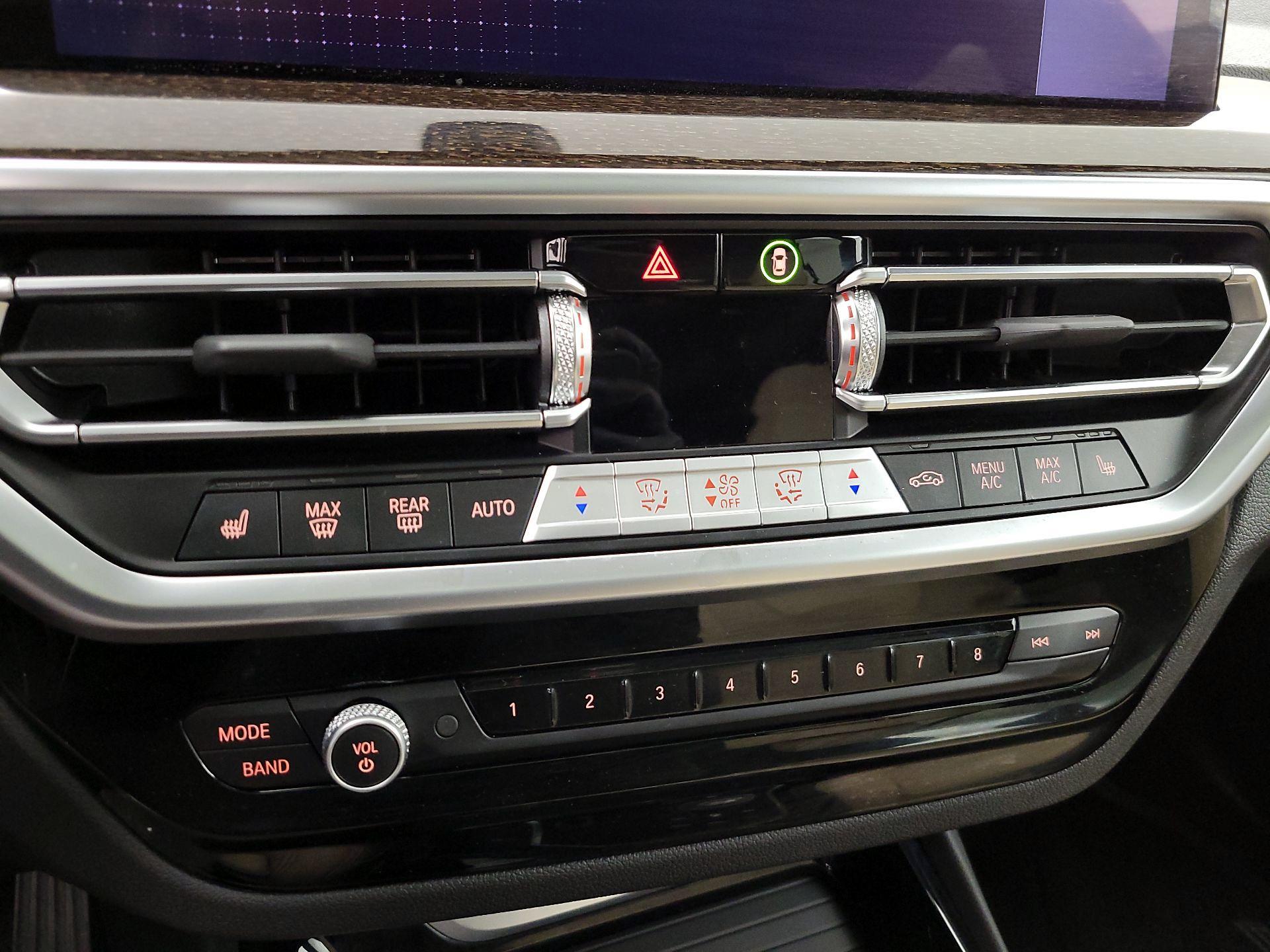 Thumbnail: 2023 BMW X3 - 17