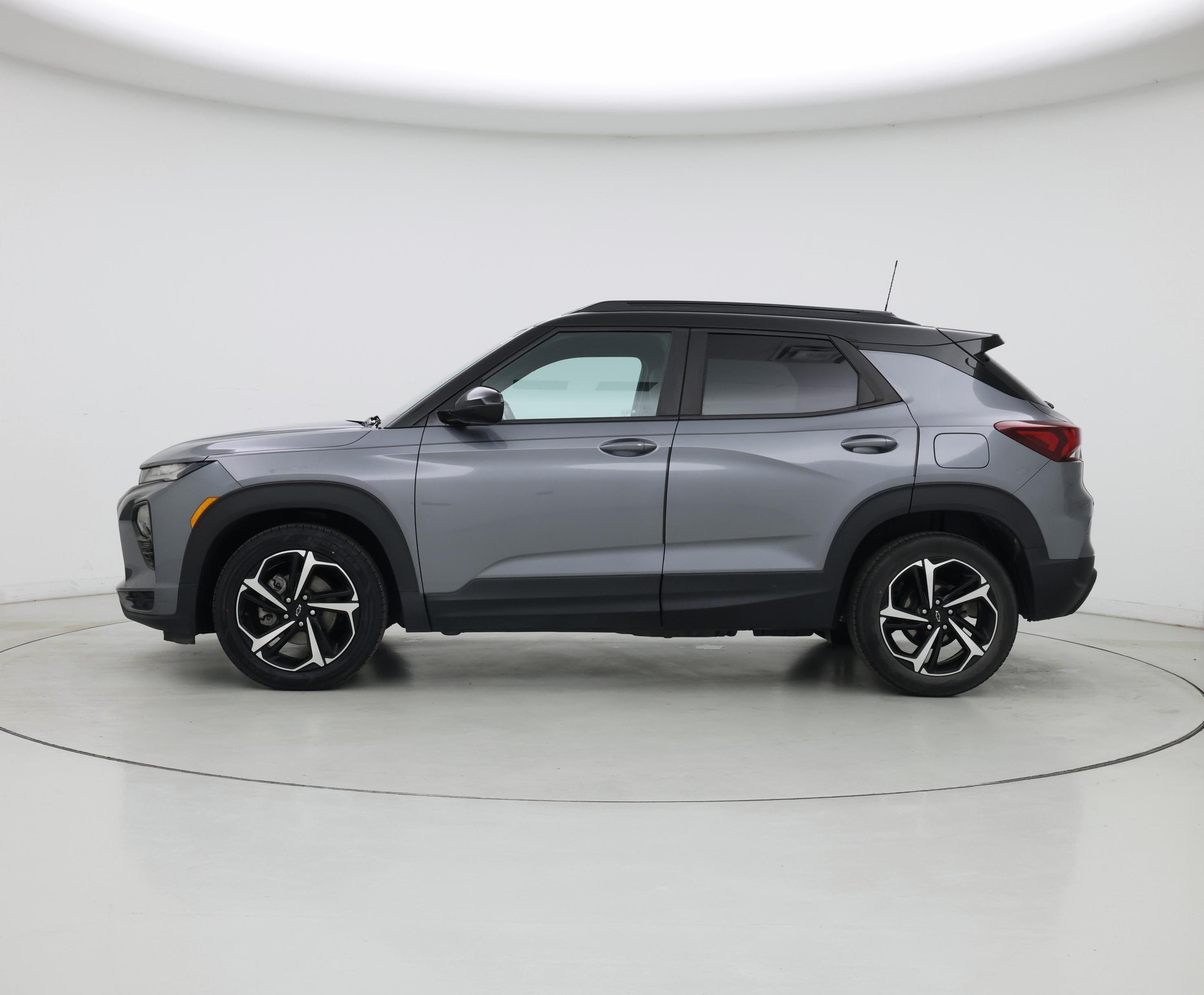 Thumbnail: 2022 Chevrolet TrailBlazer - 3