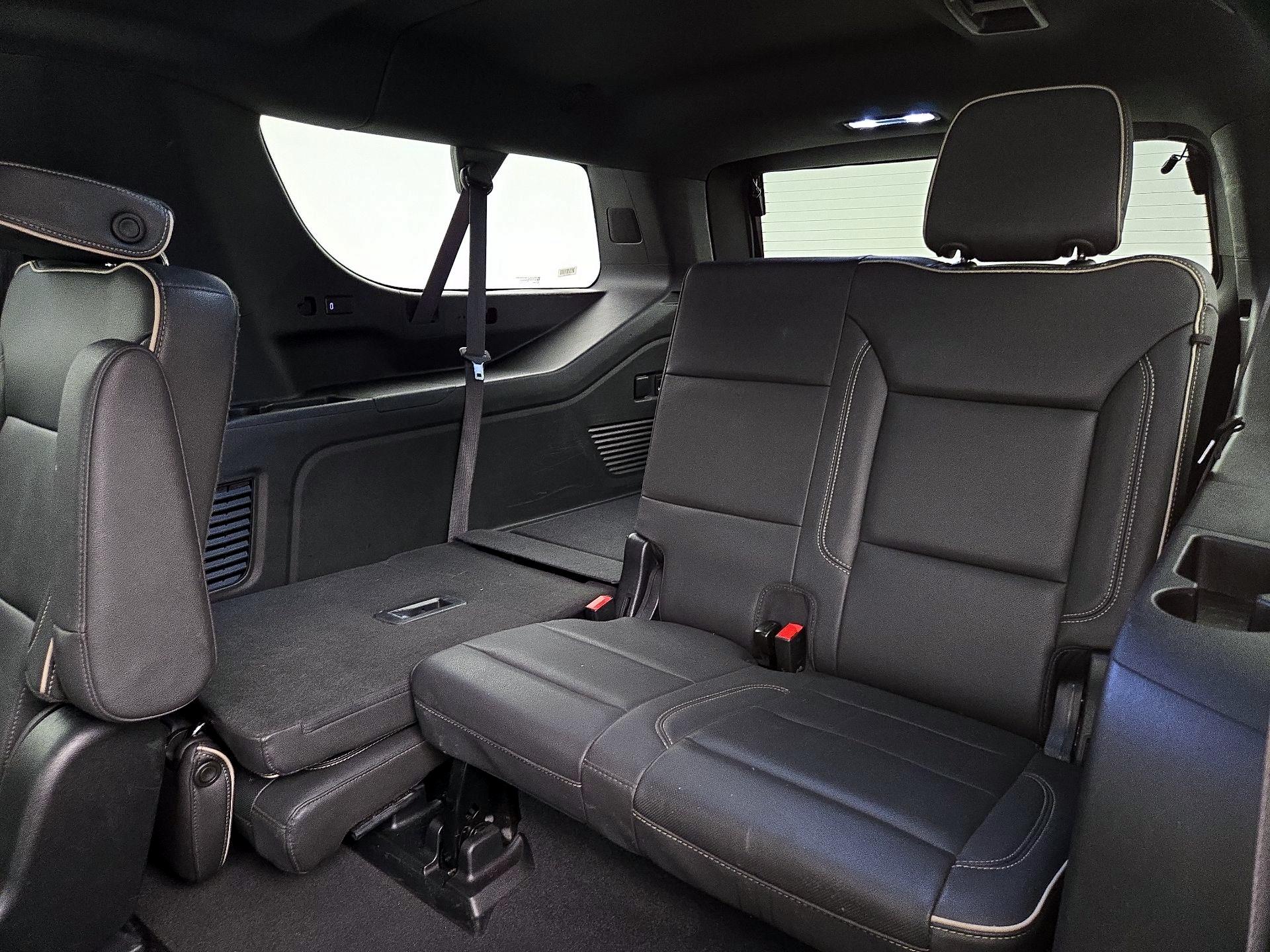 Thumbnail: 2023 Chevrolet Suburban - 20