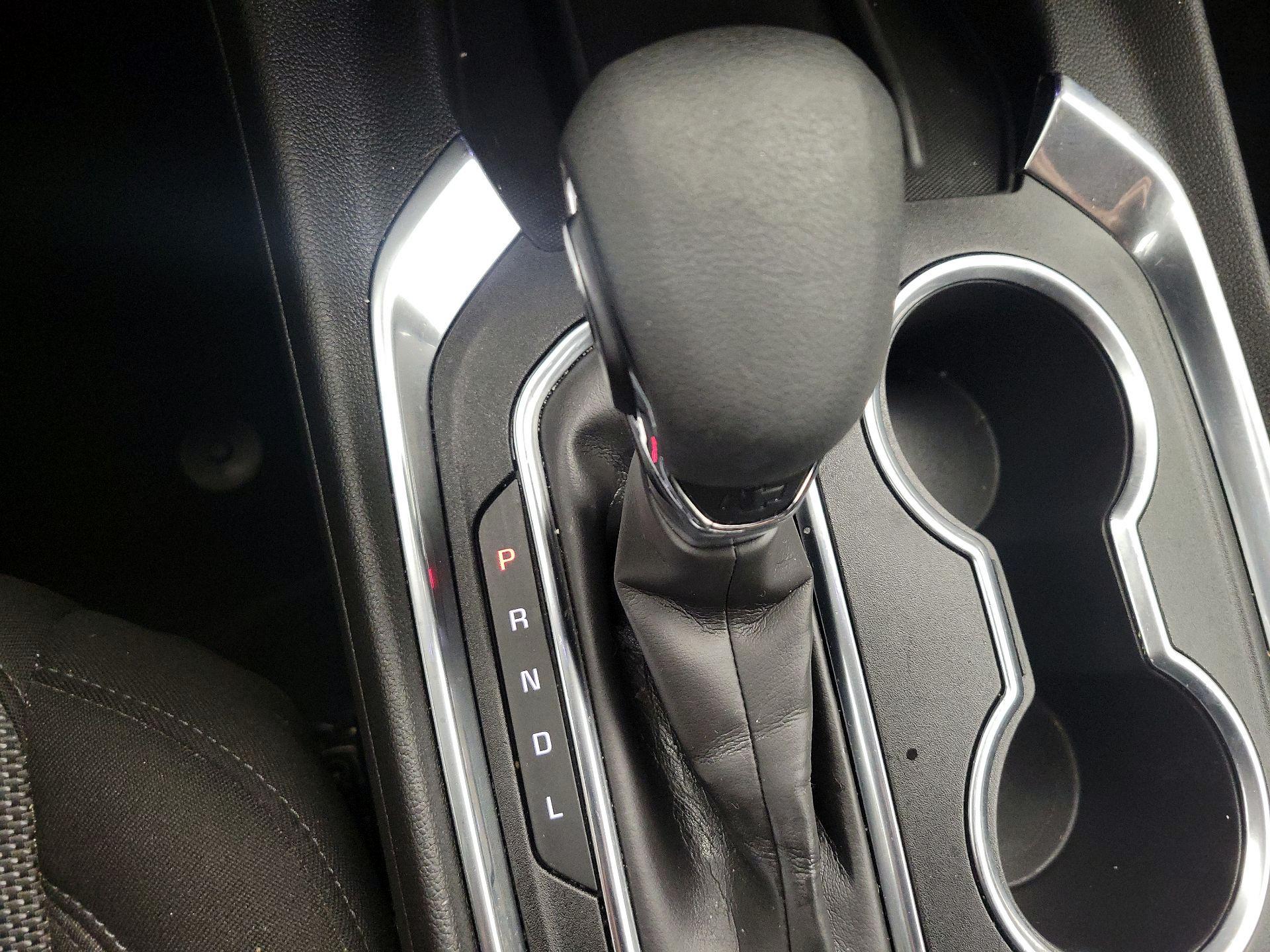 Thumbnail: 2023 Chevrolet Traverse - 17