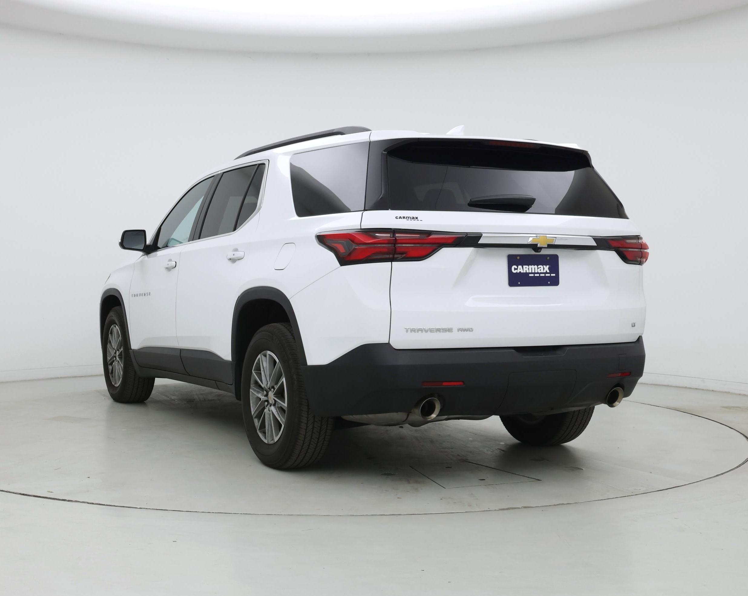 Thumbnail: 2023 Chevrolet Traverse - 2