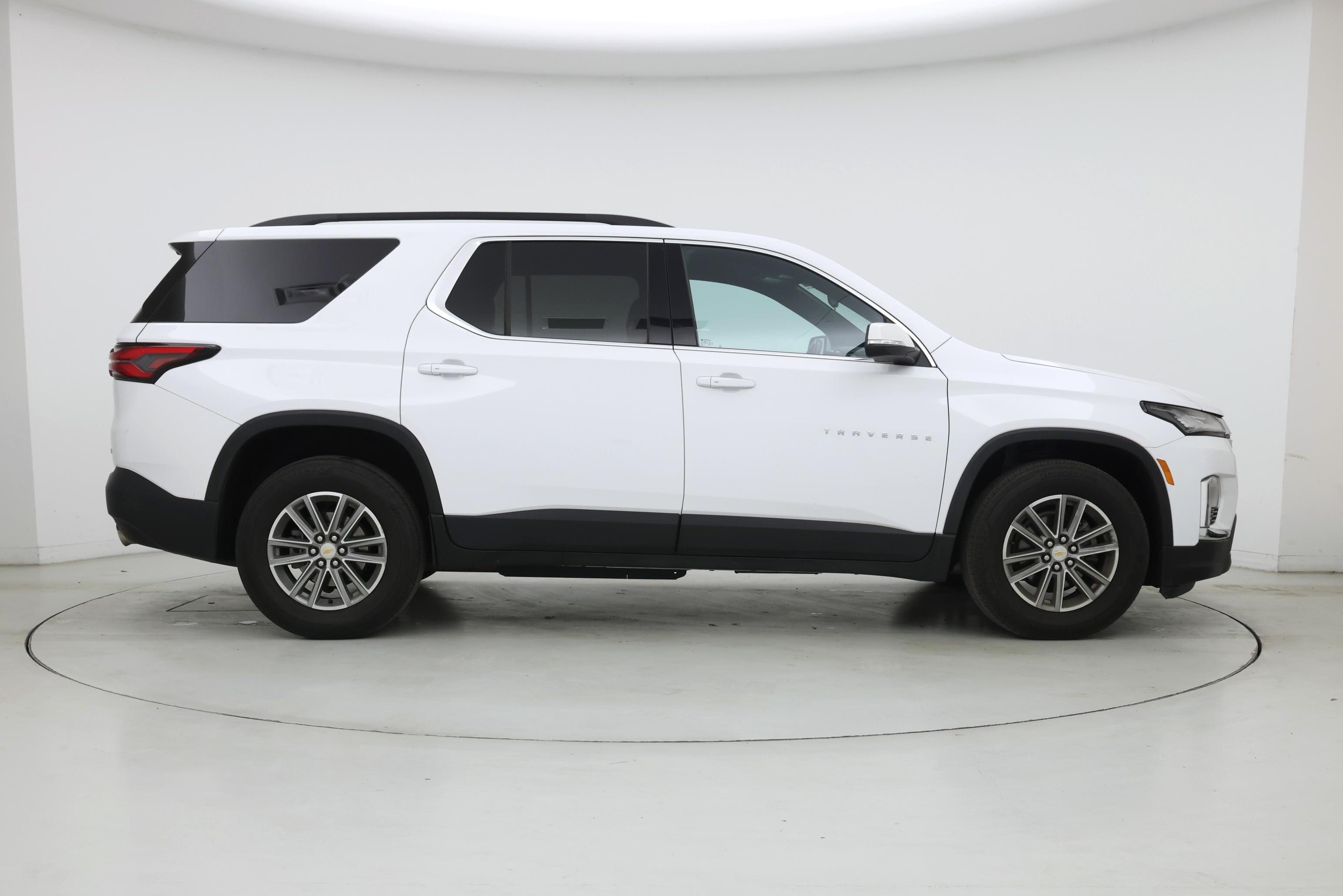 Thumbnail: 2023 Chevrolet Traverse - 7