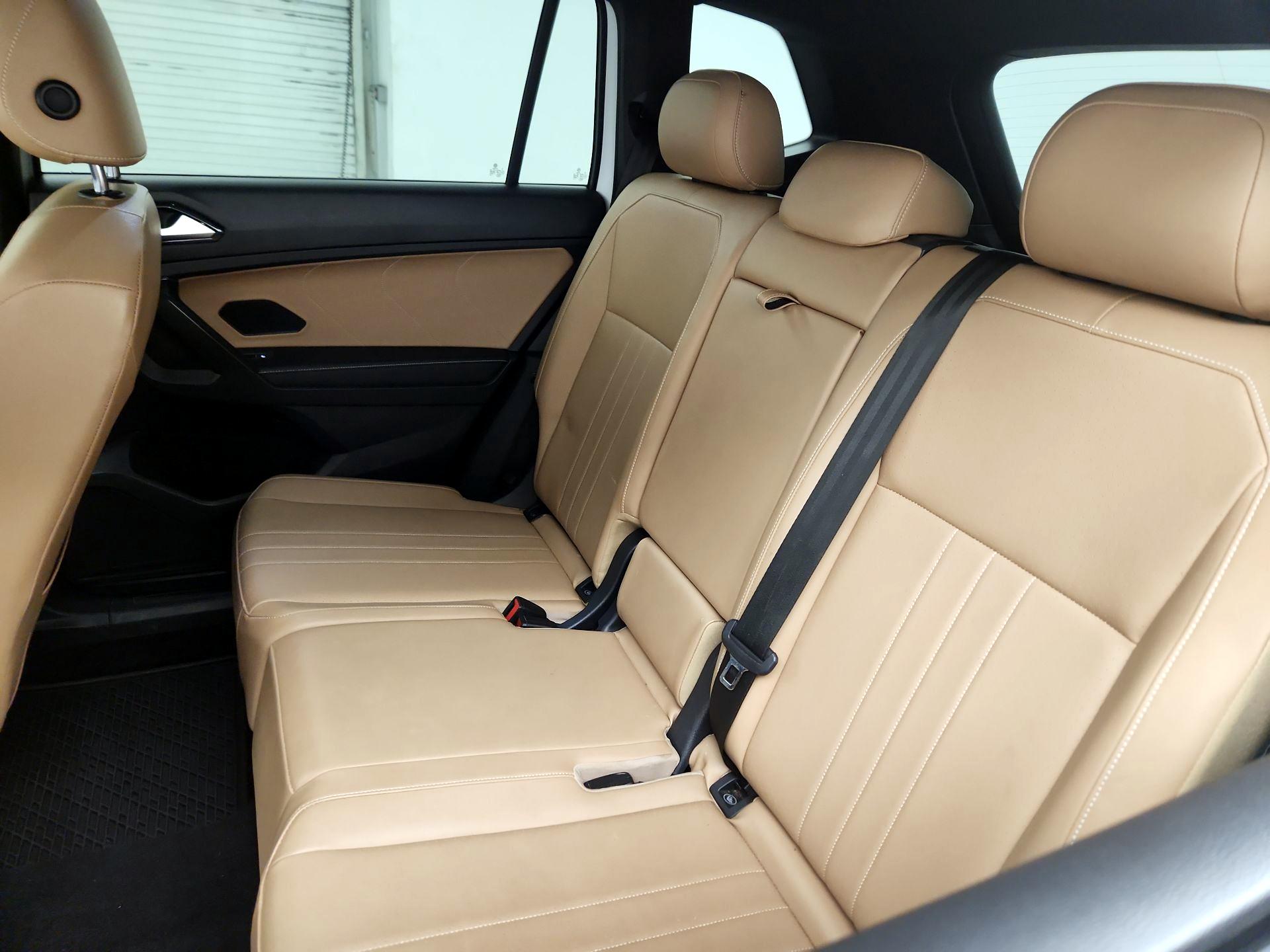 Thumbnail: 2022 Volkswagen Tiguan - 19