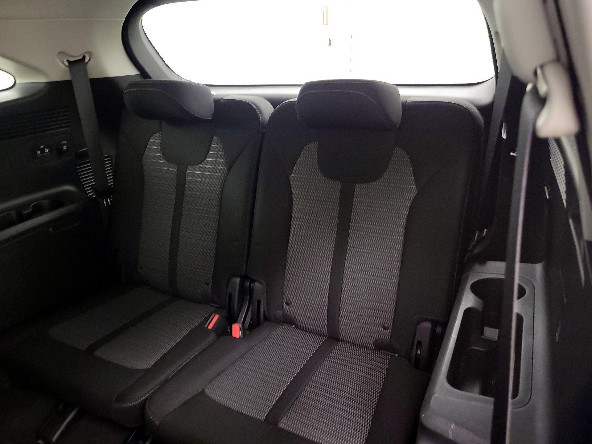 Thumbnail: 2023 Kia Sorento - 20