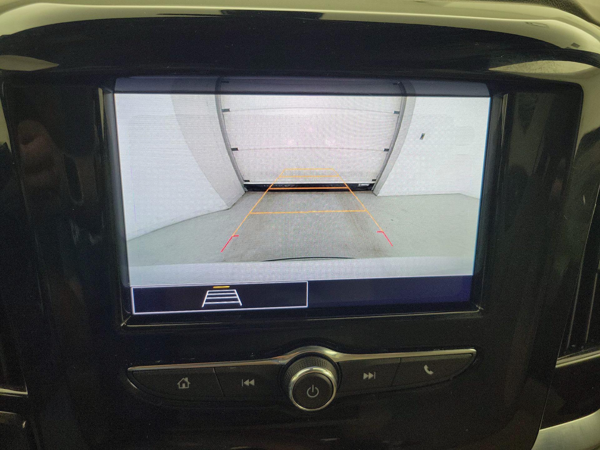 Thumbnail: 2023 Chevrolet Traverse - 14