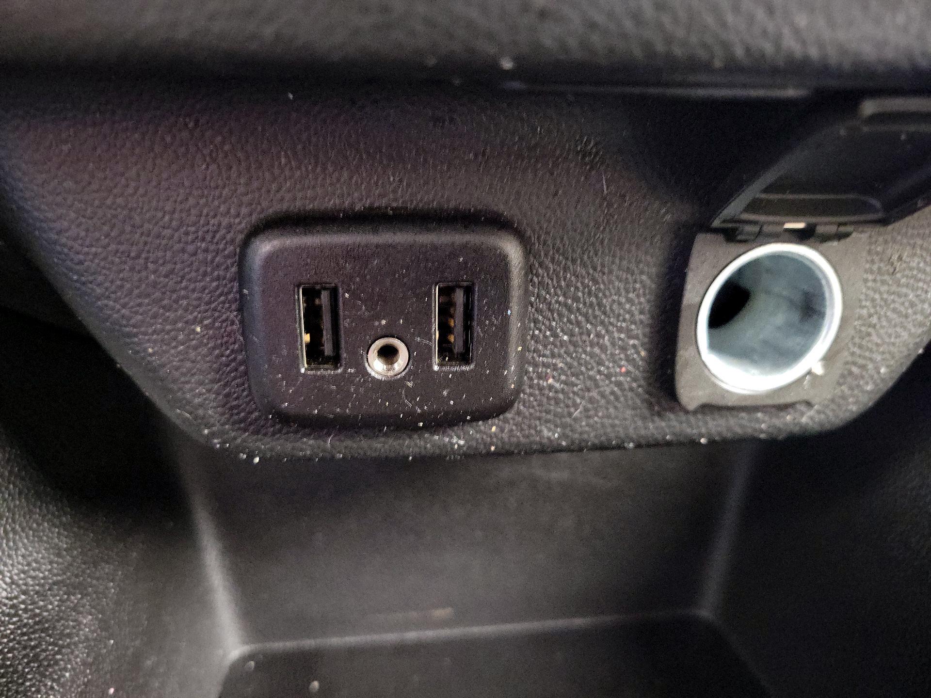 Thumbnail: 2023 Chevrolet Traverse - 18