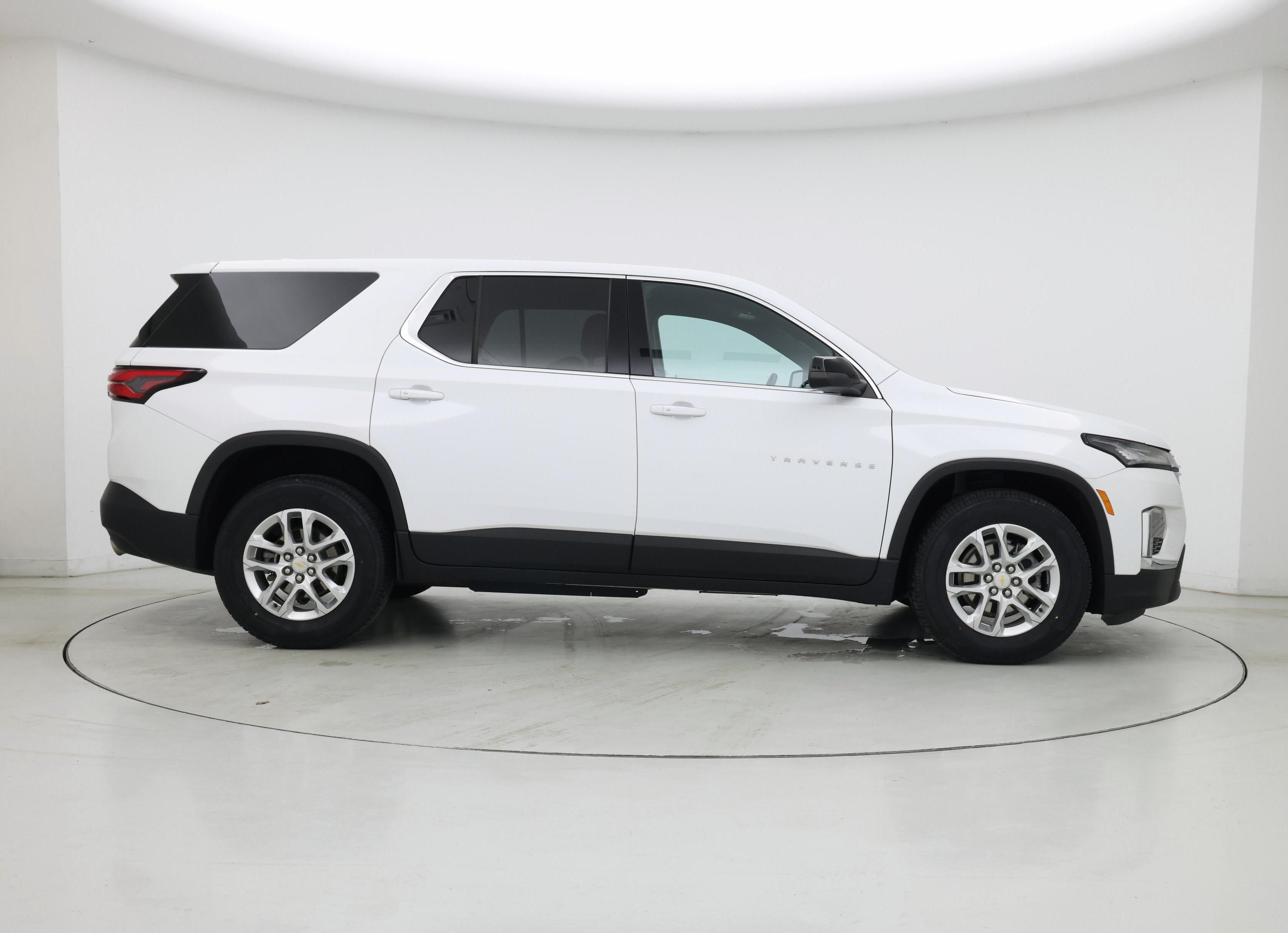 Thumbnail: 2023 Chevrolet Traverse - 7