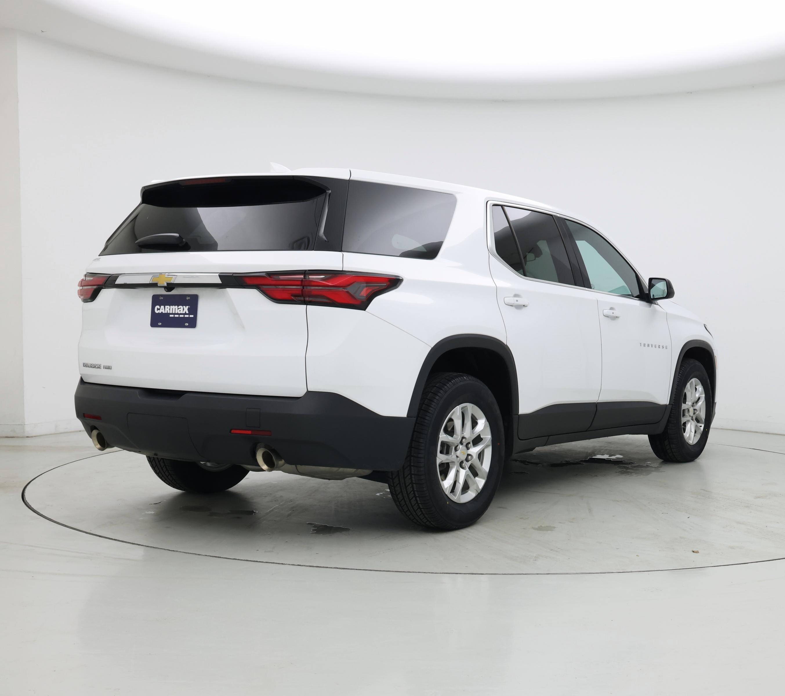 Thumbnail: 2023 Chevrolet Traverse - 8