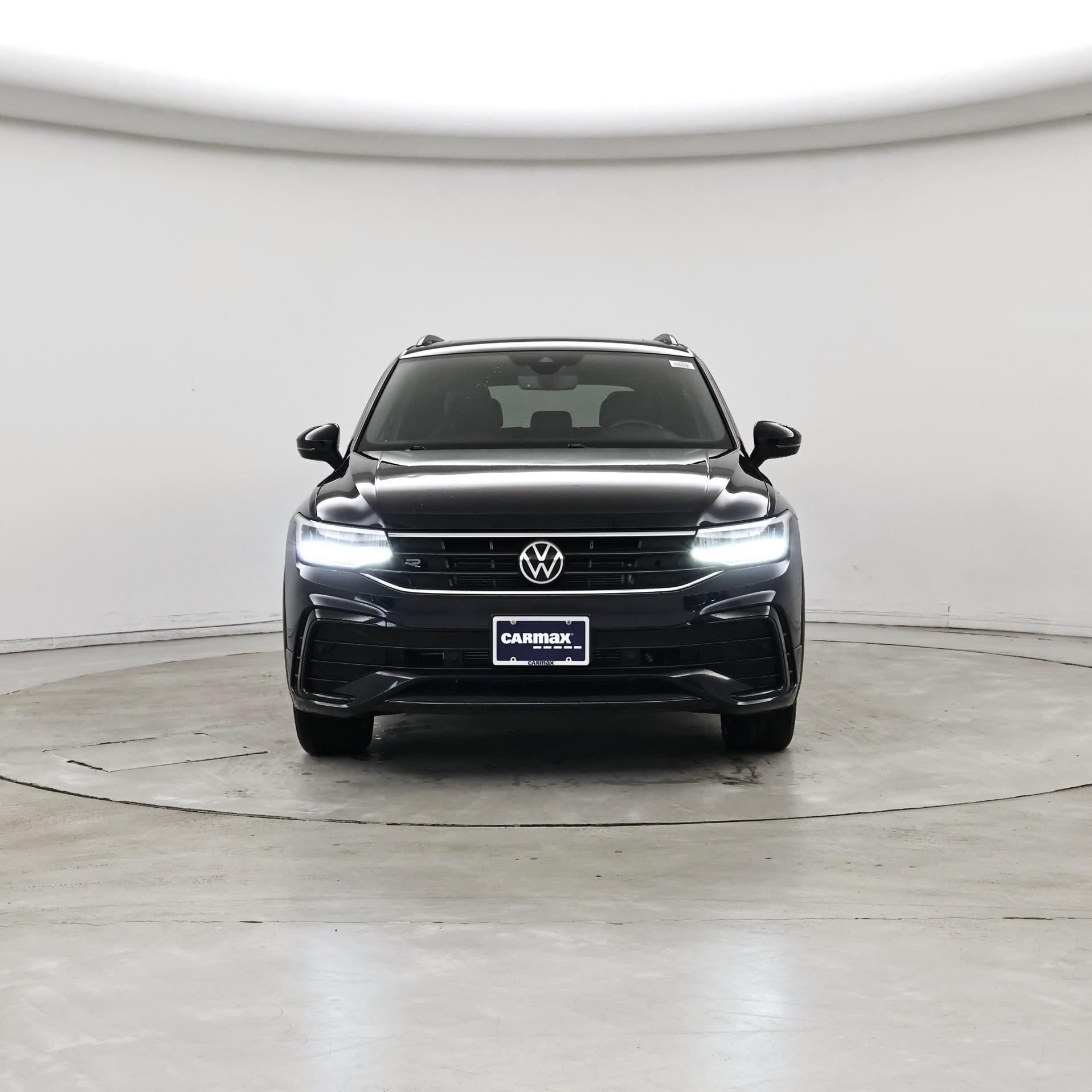 Thumbnail: 2022 Volkswagen Tiguan - 5
