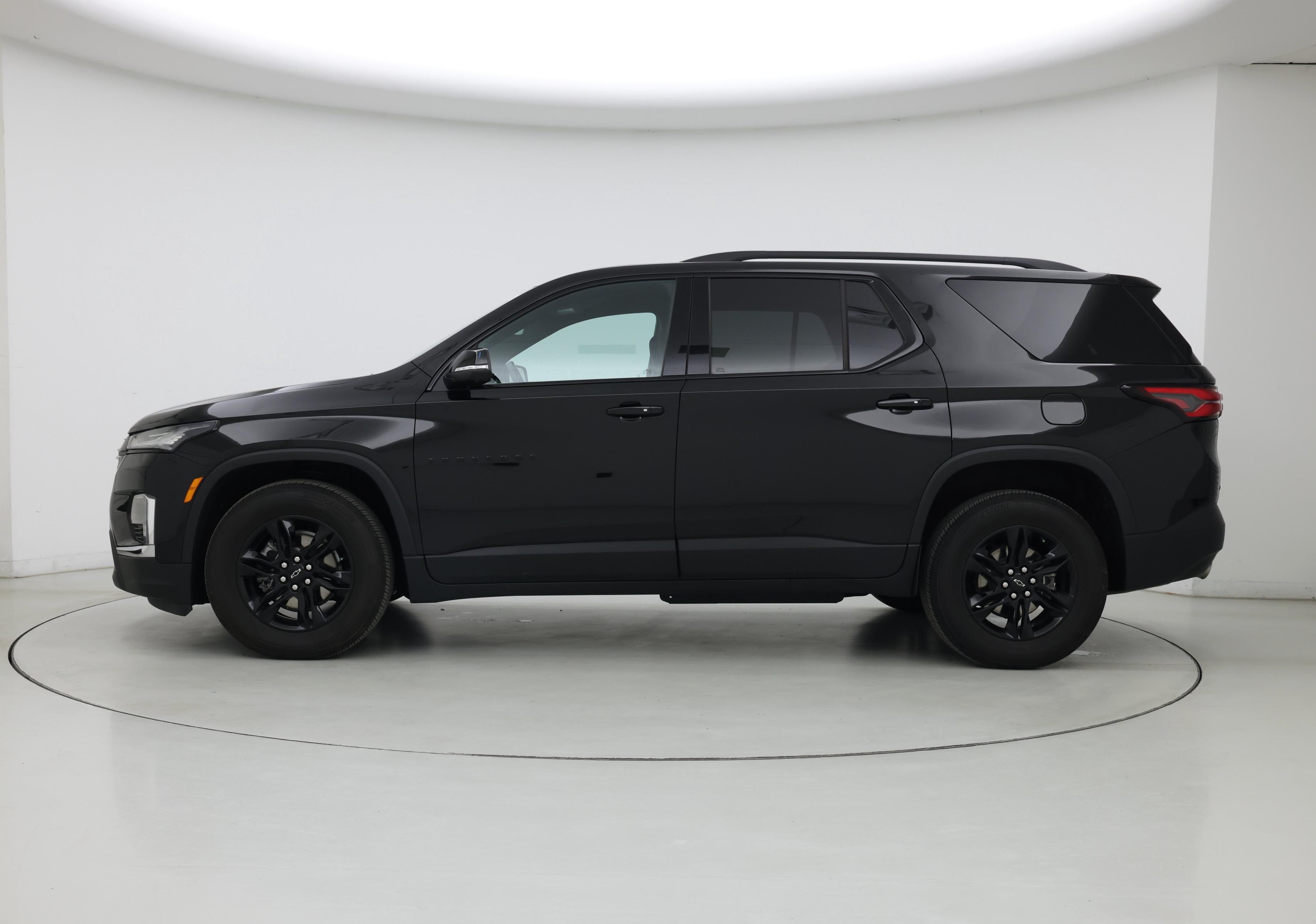 Thumbnail: 2023 Chevrolet Traverse - 3