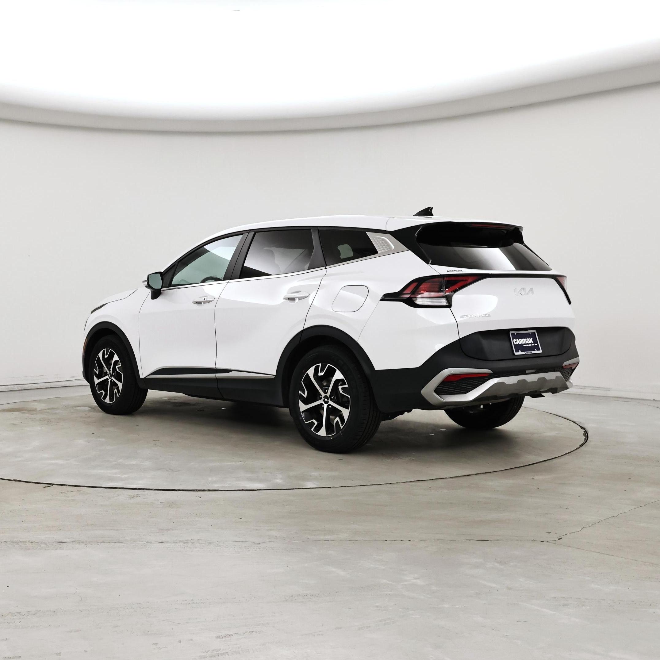 Thumbnail: 2023 Kia Sportage - 2