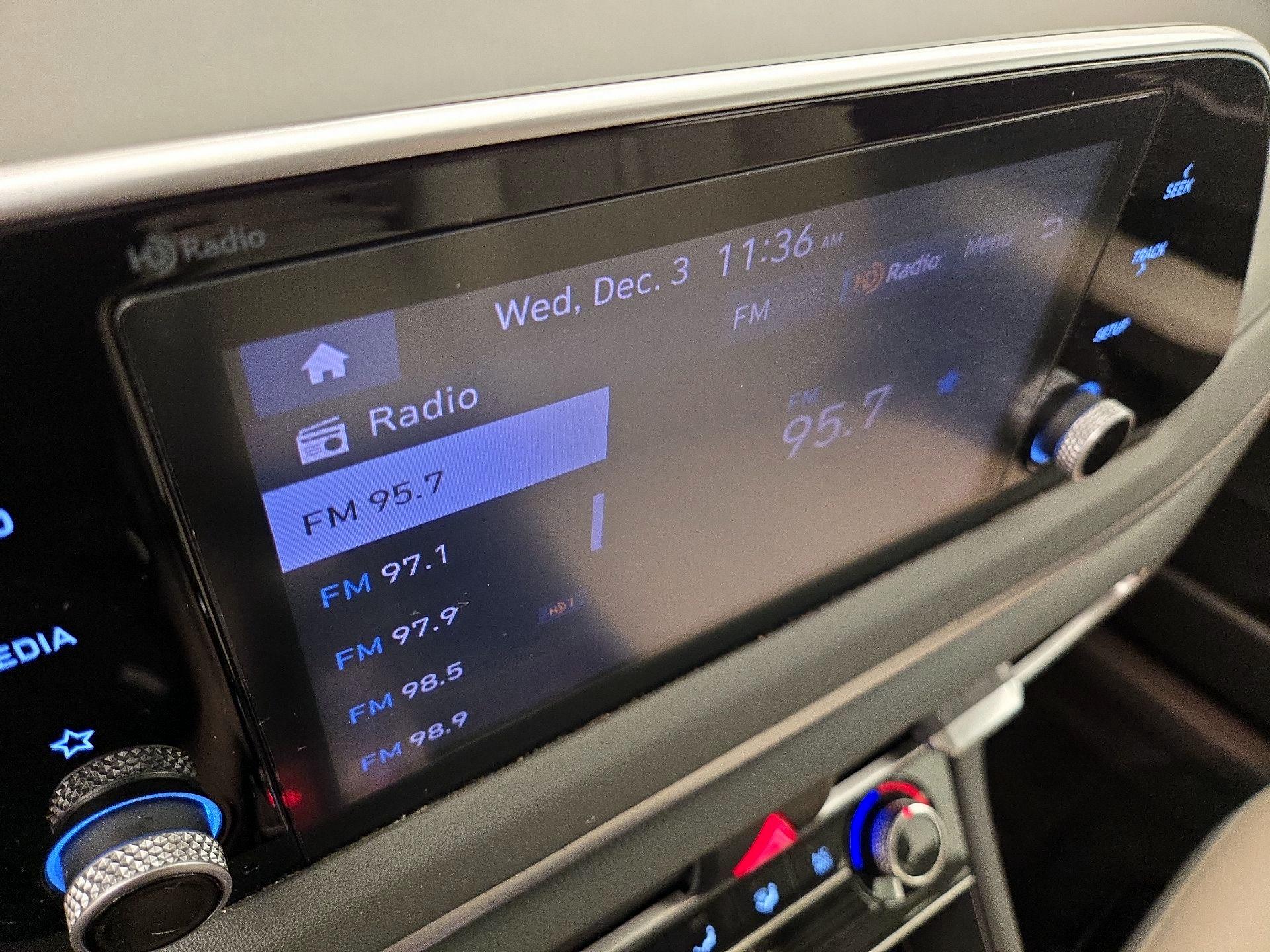 Thumbnail: 2023 Hyundai Sonata - 15