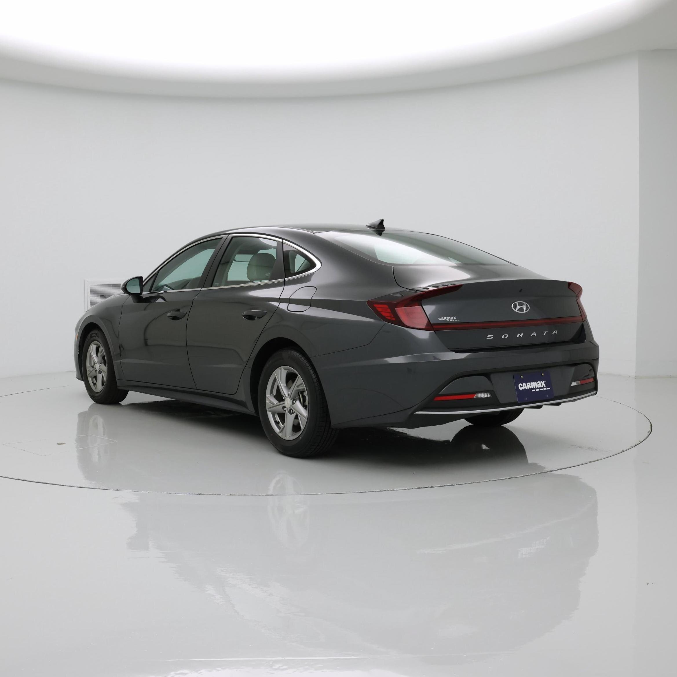 Thumbnail: 2023 Hyundai Sonata - 2