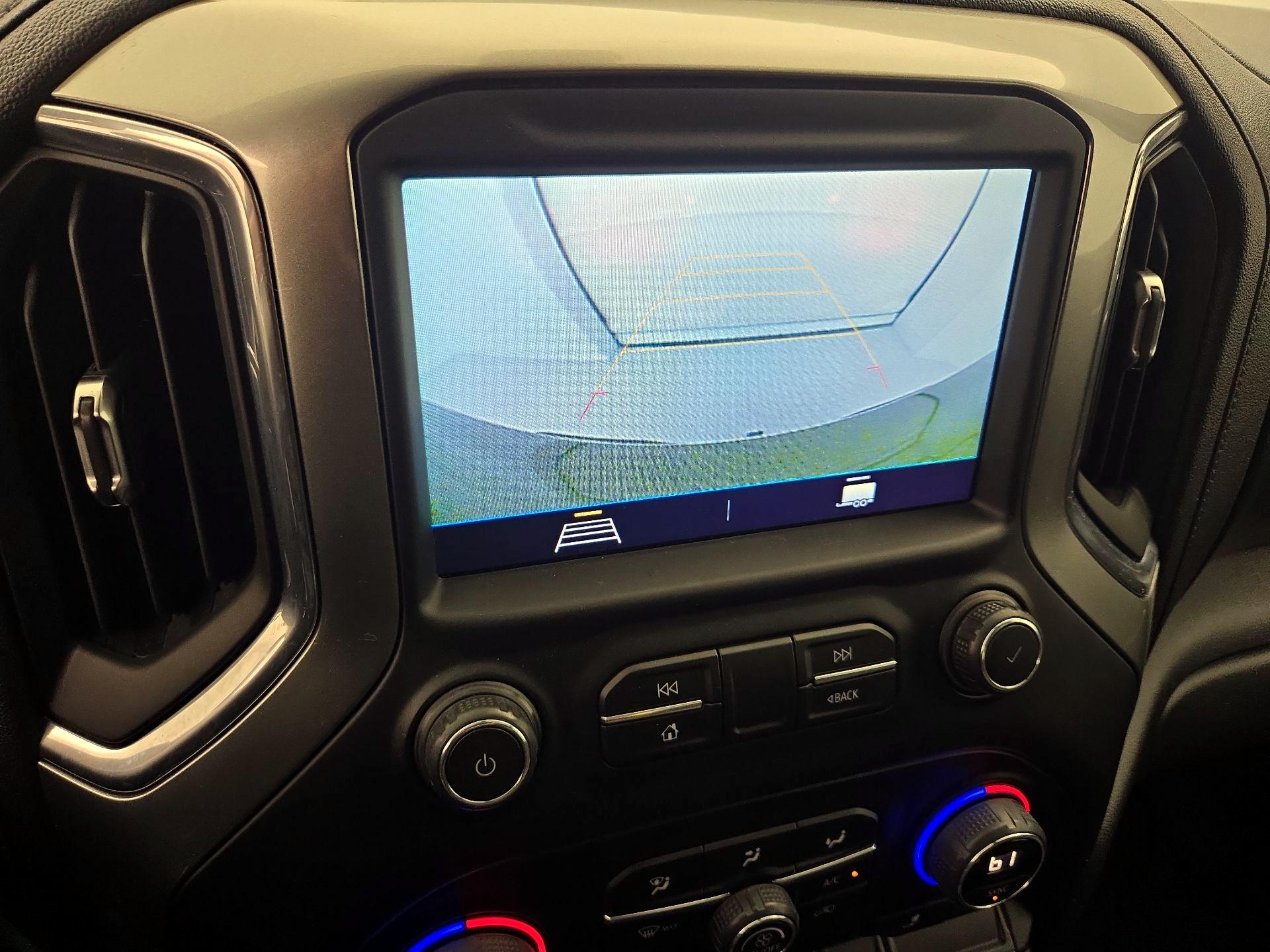 Thumbnail: 2021 Chevrolet Silverado 1500 - 14