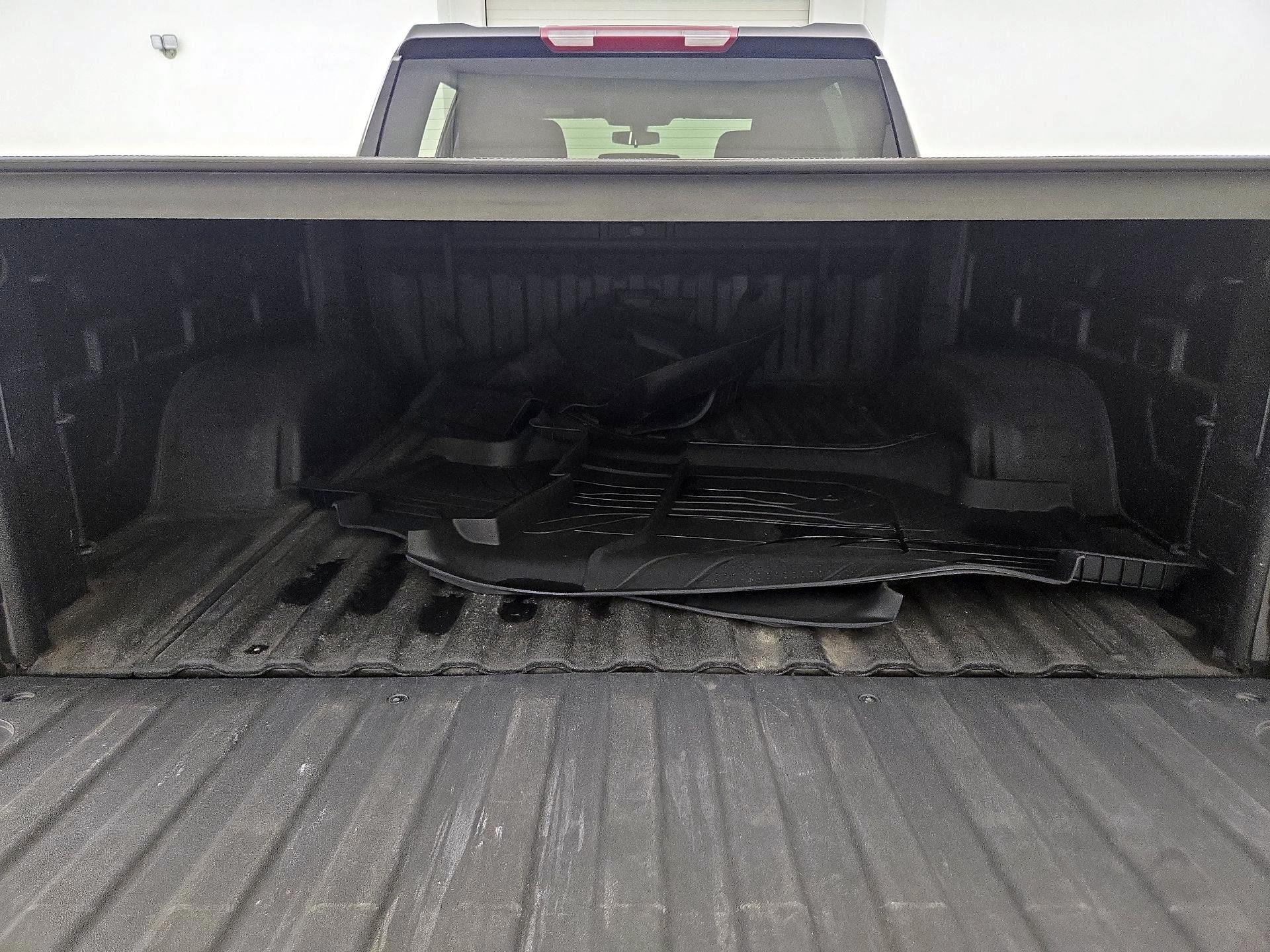 Thumbnail: 2021 Chevrolet Silverado 1500 - 20