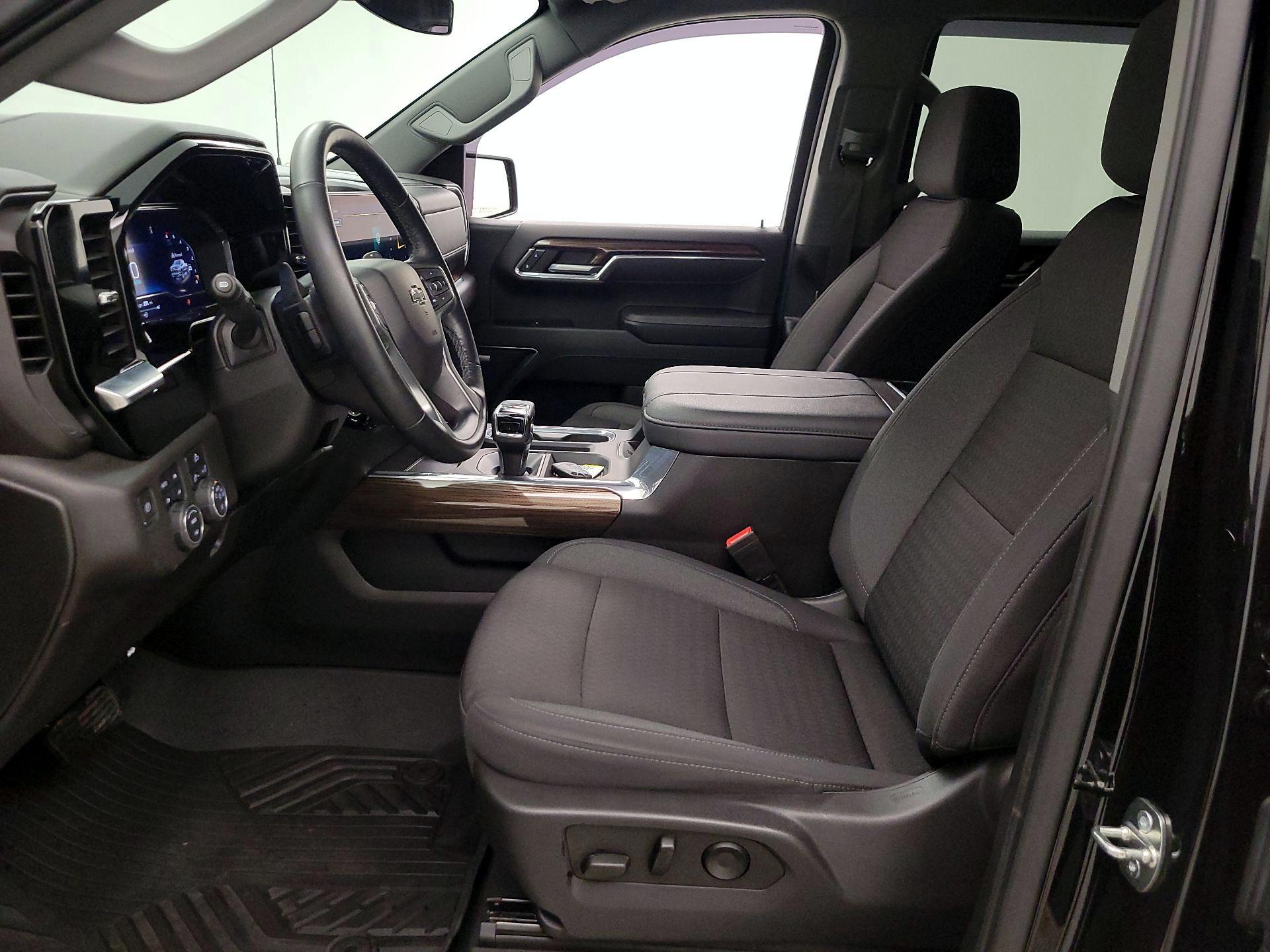 Thumbnail: 2023 Chevrolet Silverado 1500 - 11