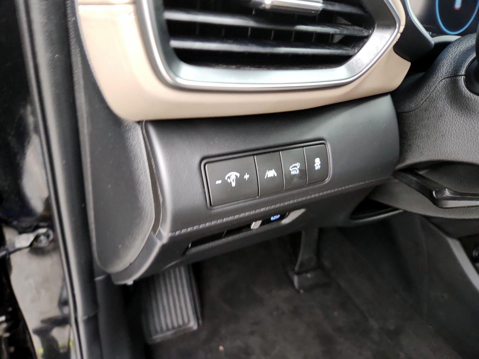 Thumbnail: 2023 Hyundai Santa Fe - 13