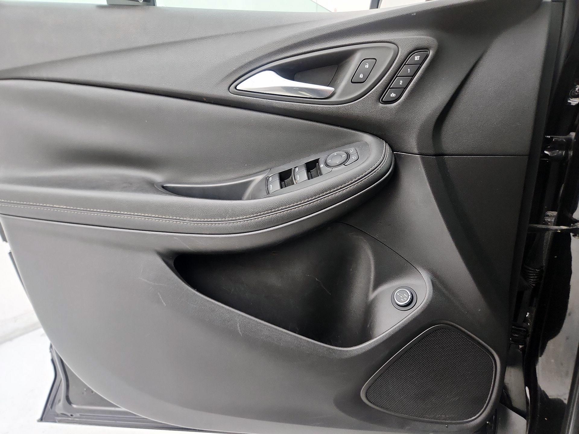 Thumbnail: 2021 Buick Encore GX - 12