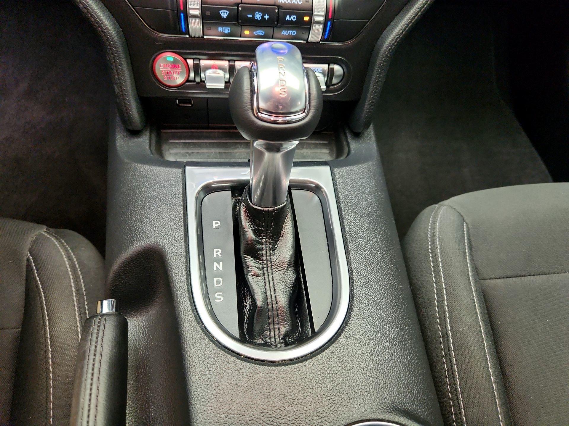 Thumbnail: 2022 Ford Mustang - 17