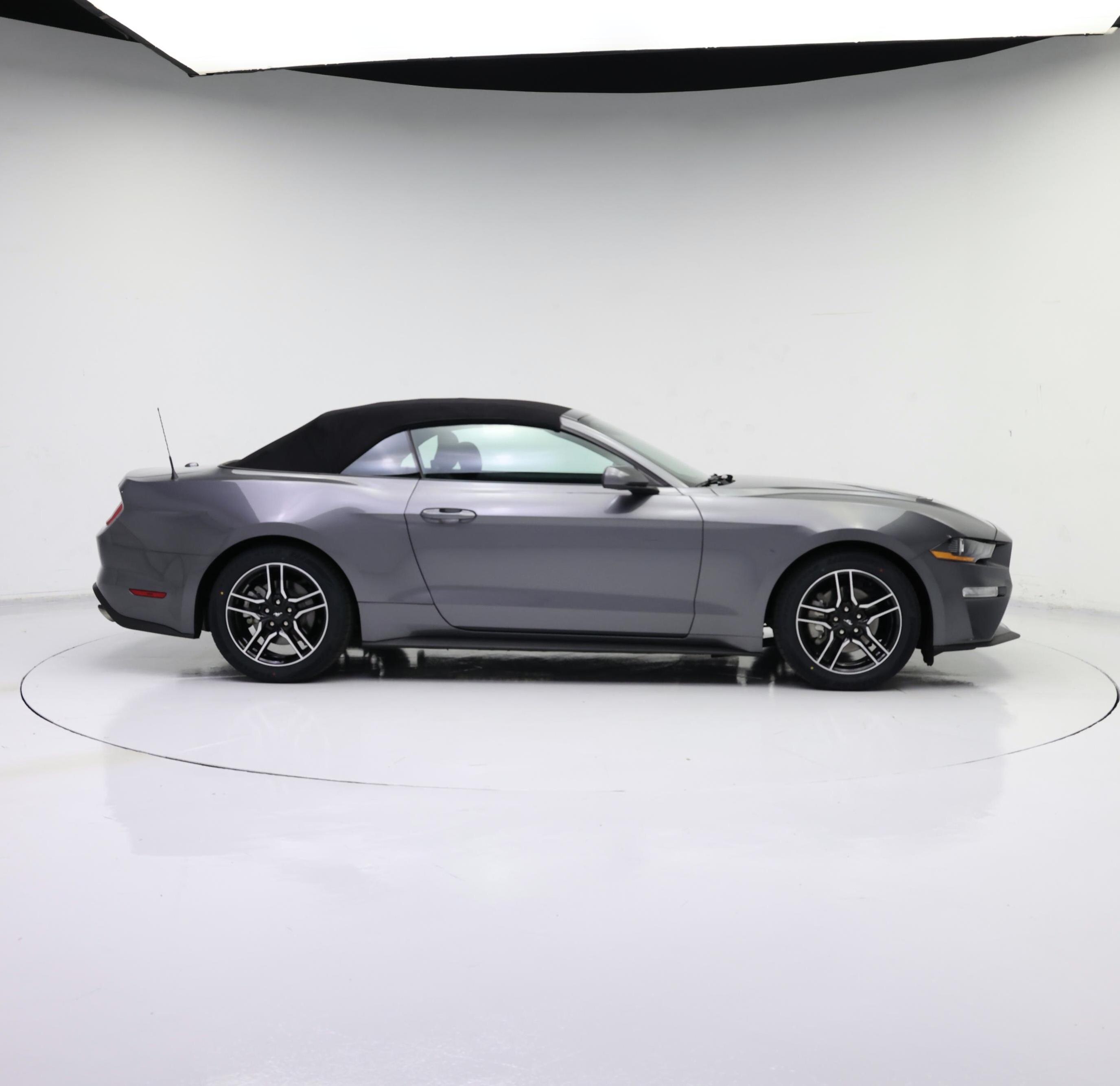 Thumbnail: 2022 Ford Mustang - 7