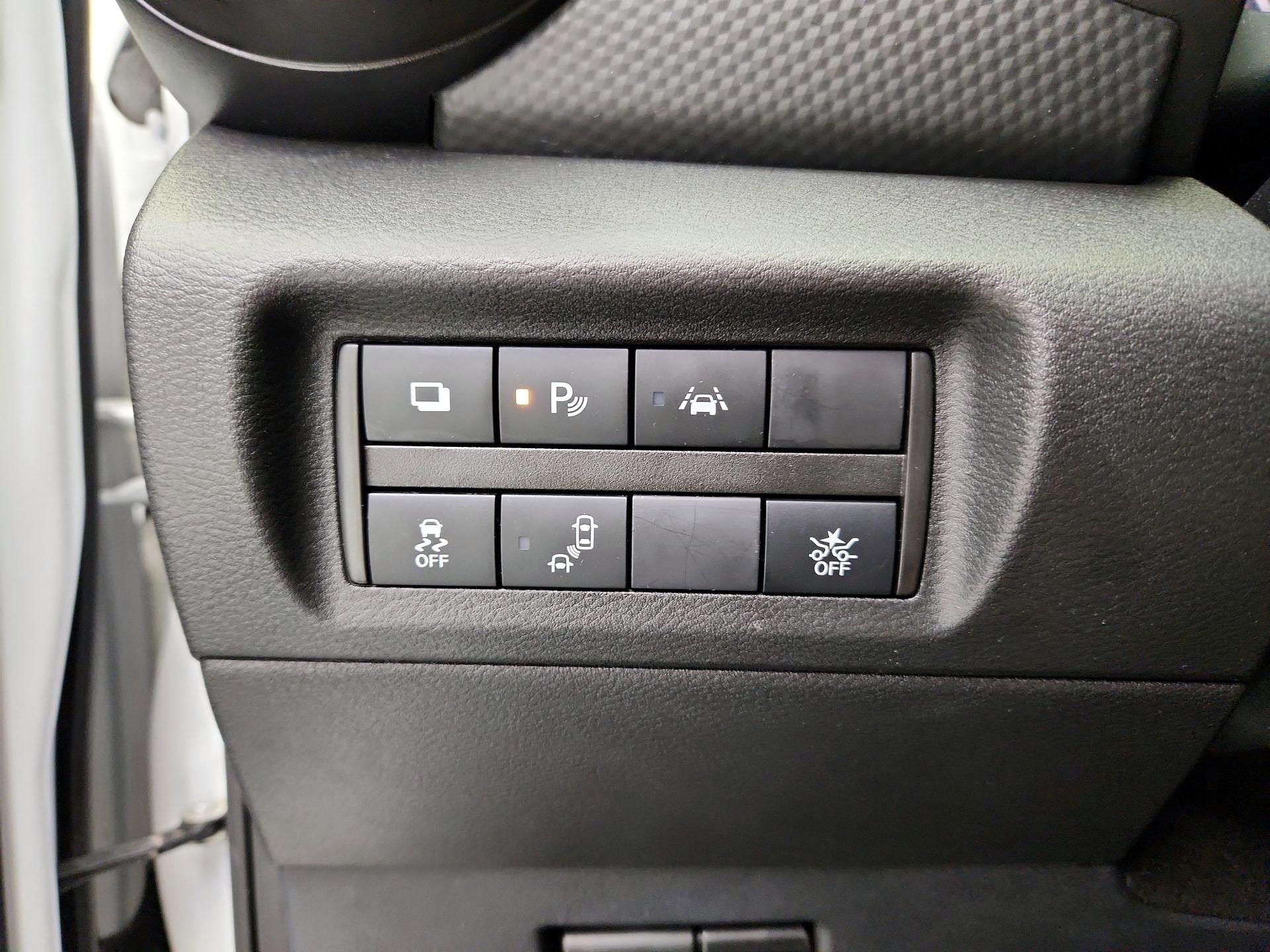 Thumbnail: 2022 Nissan Kicks - 13