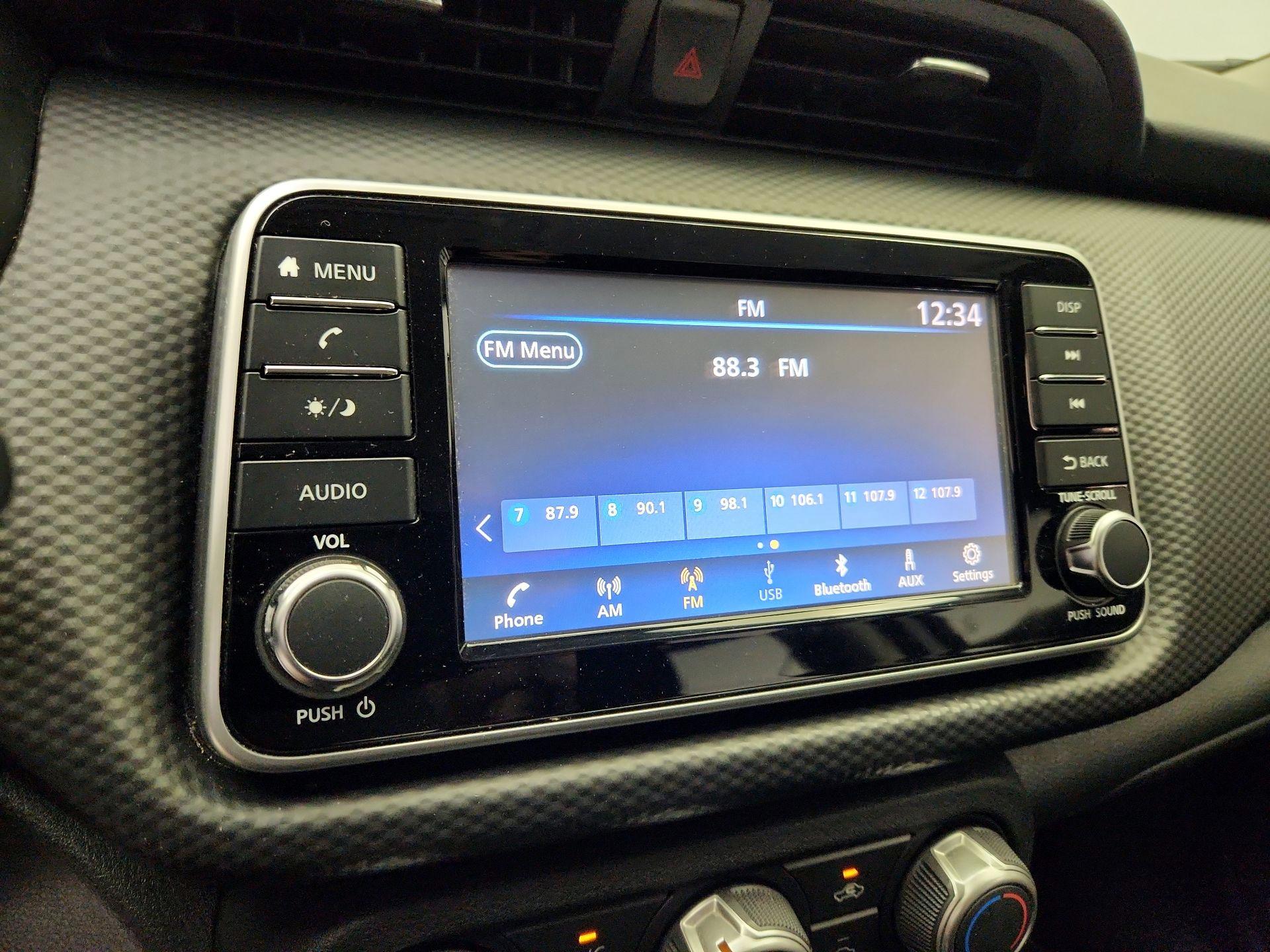 Thumbnail: 2022 Nissan Kicks - 15