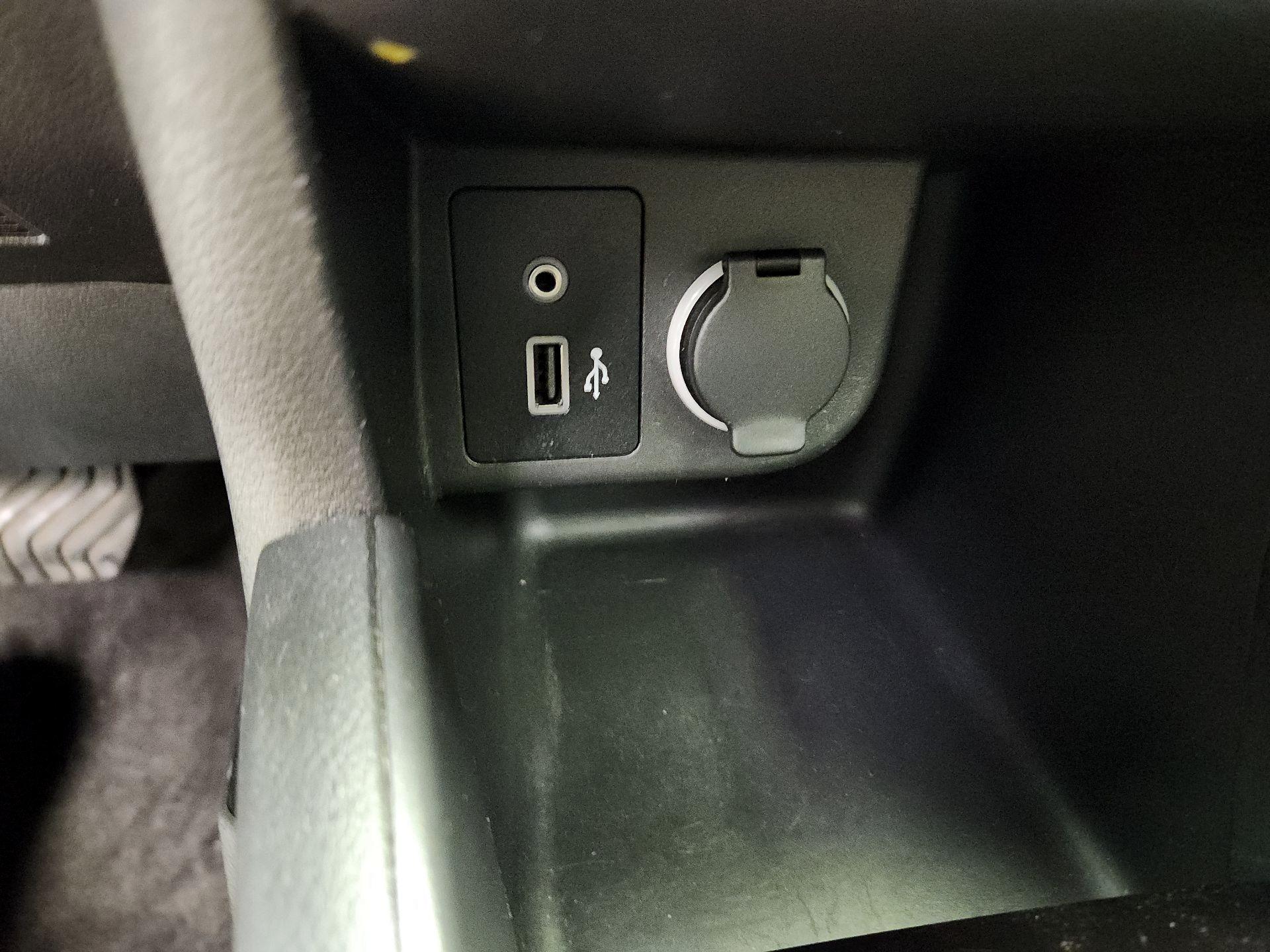 Thumbnail: 2022 Nissan Kicks - 18