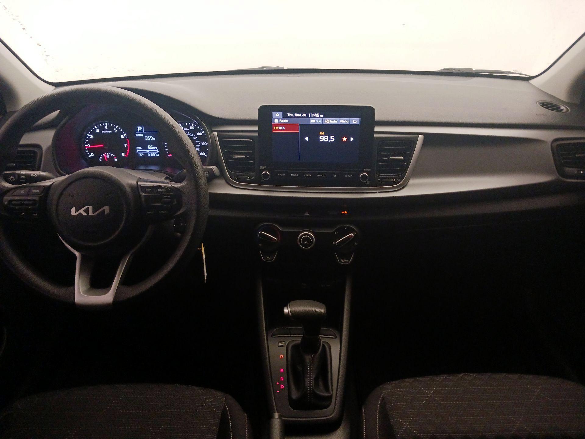 Thumbnail: 2023 Kia Rio - 9