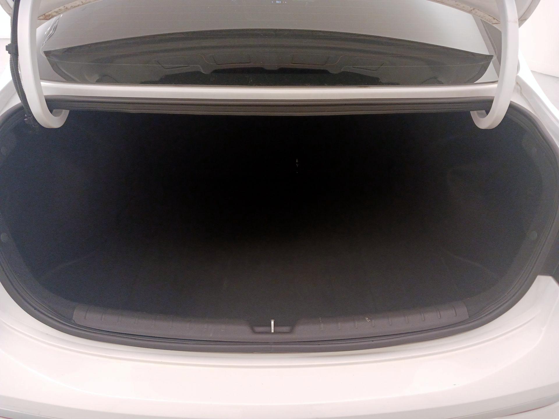 Thumbnail: 2023 Kia Rio - 20