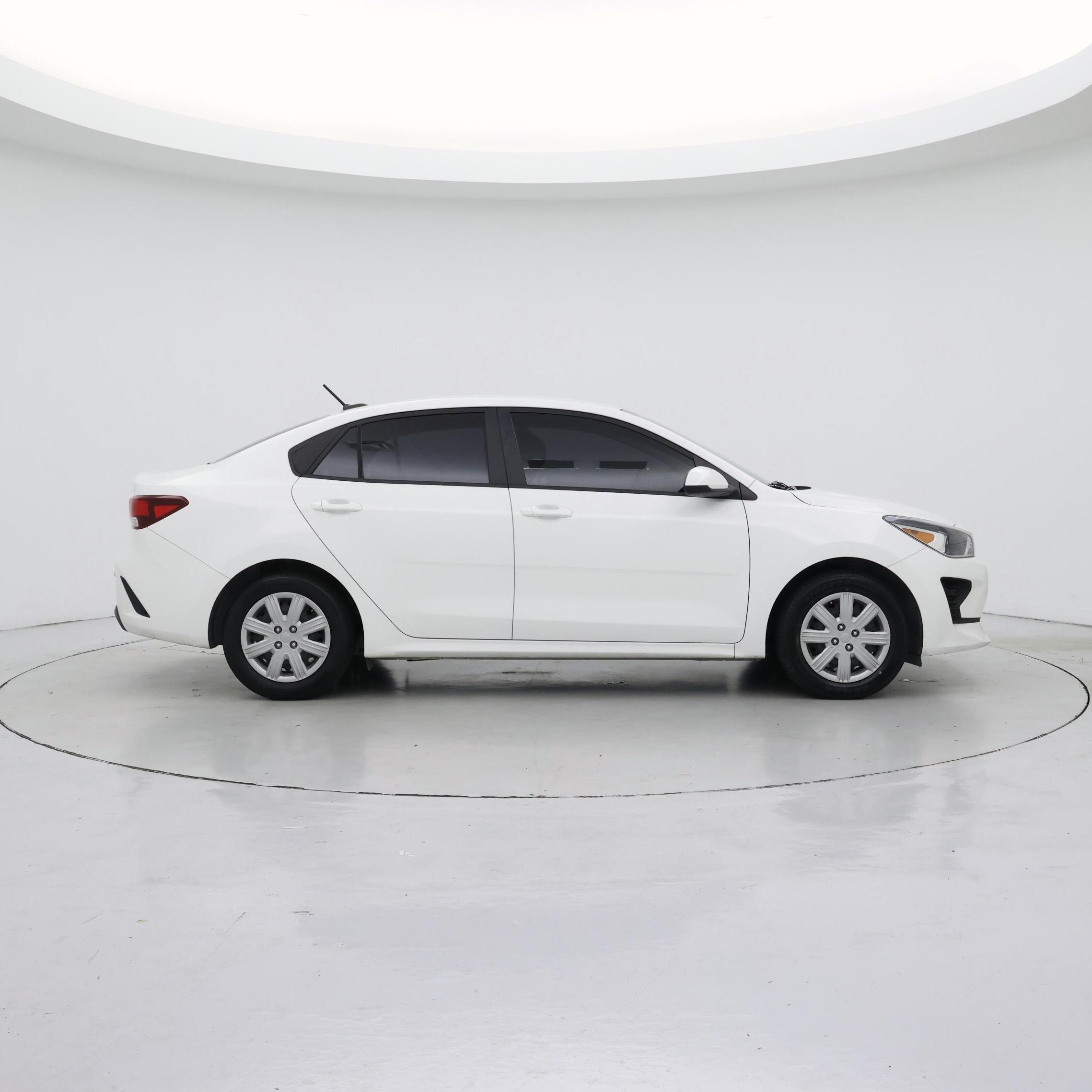 Thumbnail: 2023 Kia Rio - 7