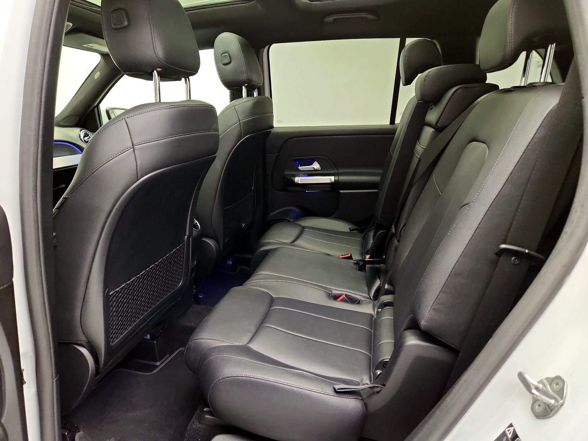 Thumbnail: 2020 Mercedes-Benz GLB - 20