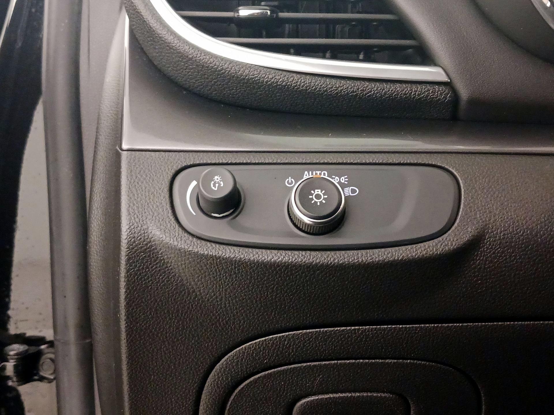 Thumbnail: 2022 Buick Encore - 13