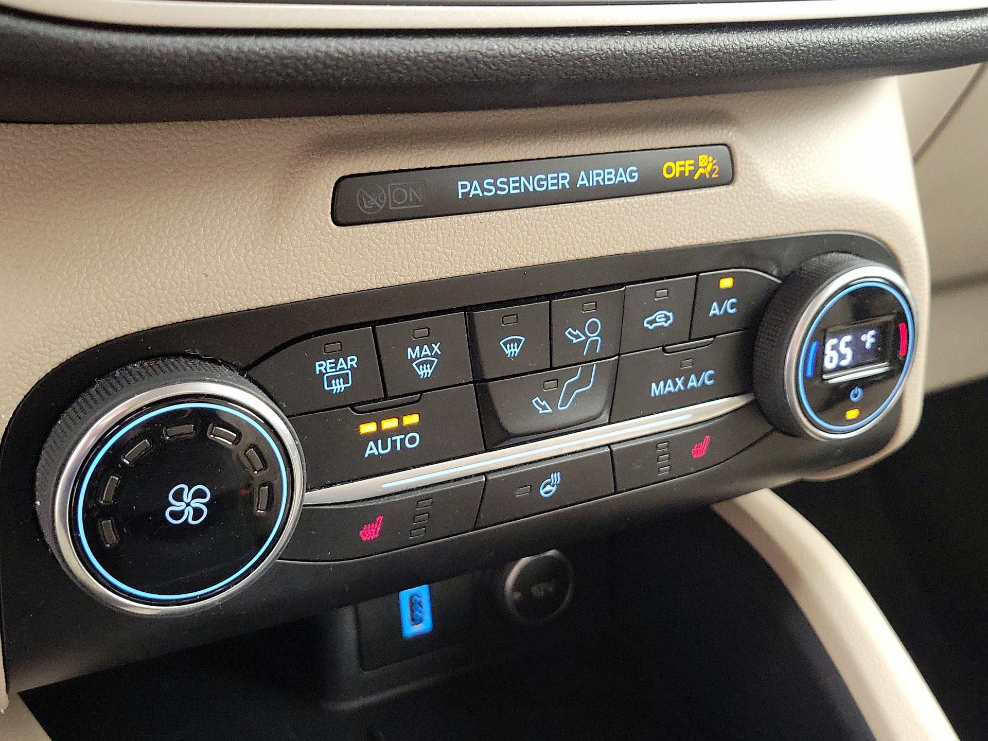 Thumbnail: 2020 Ford Escape - 16