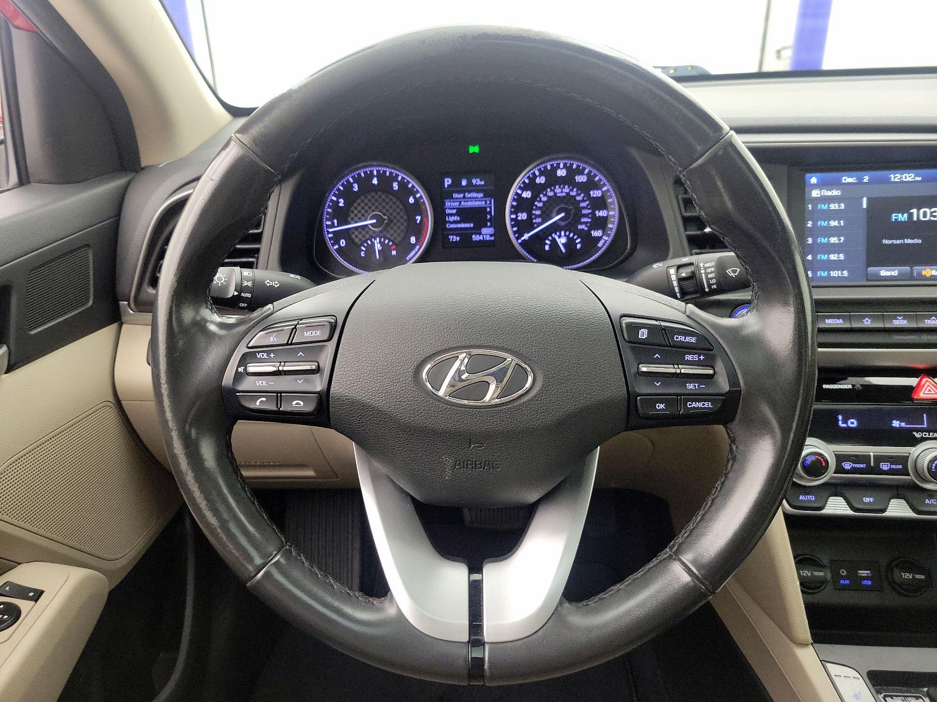 Thumbnail: 2020 Hyundai Elantra - 10