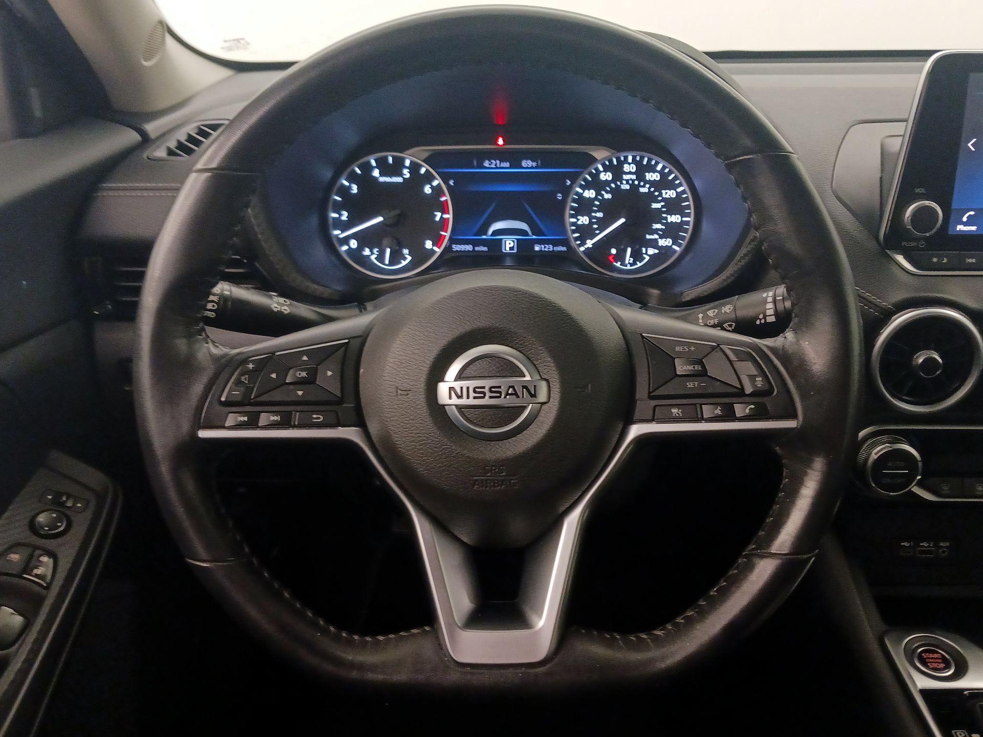 Thumbnail: 2021 Nissan Sentra - 10