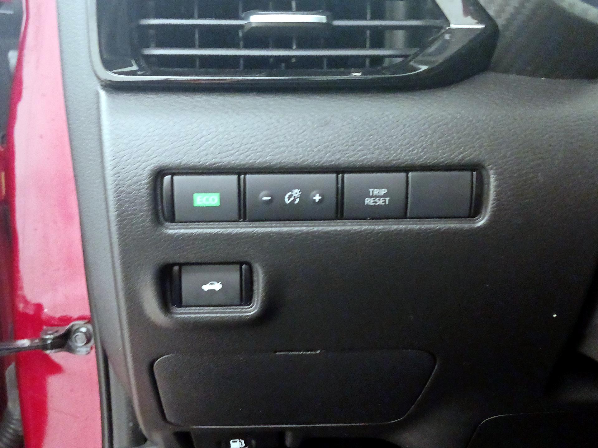 Thumbnail: 2021 Nissan Sentra - 13