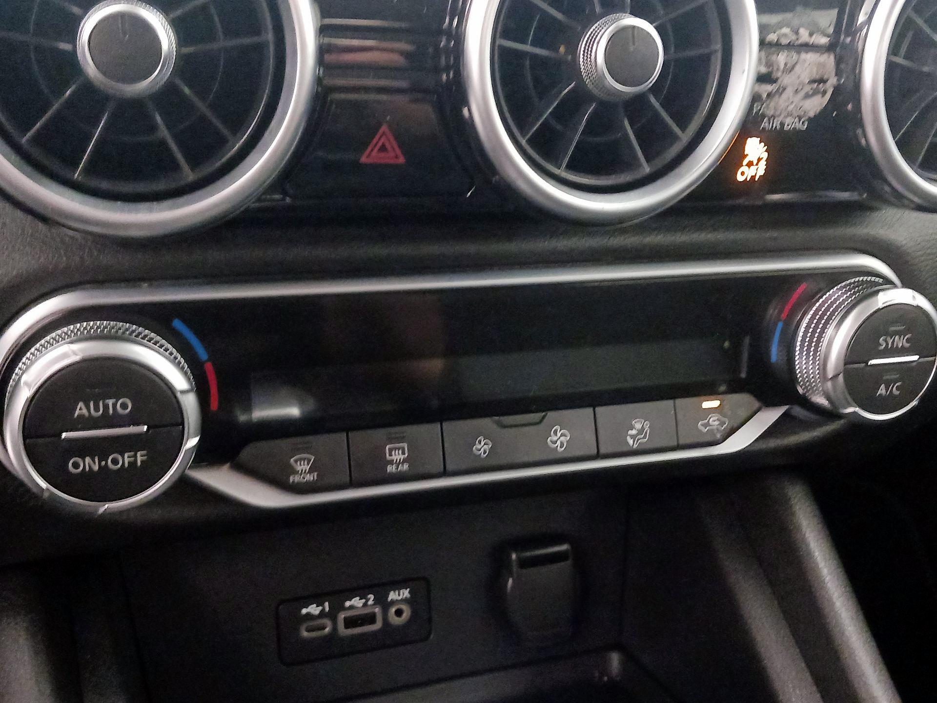 Thumbnail: 2021 Nissan Sentra - 16