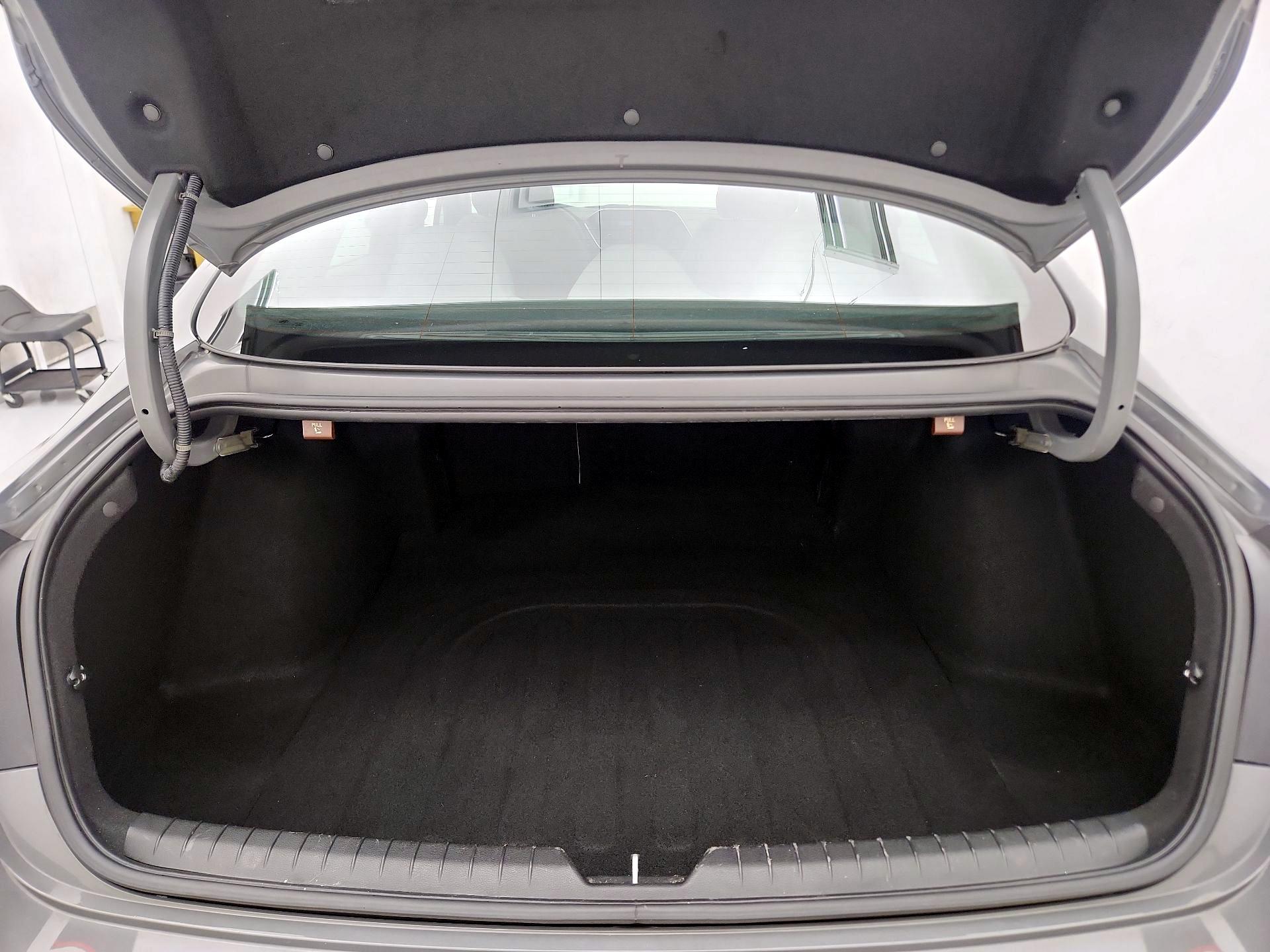 Thumbnail: 2021 Hyundai Sonata - 20