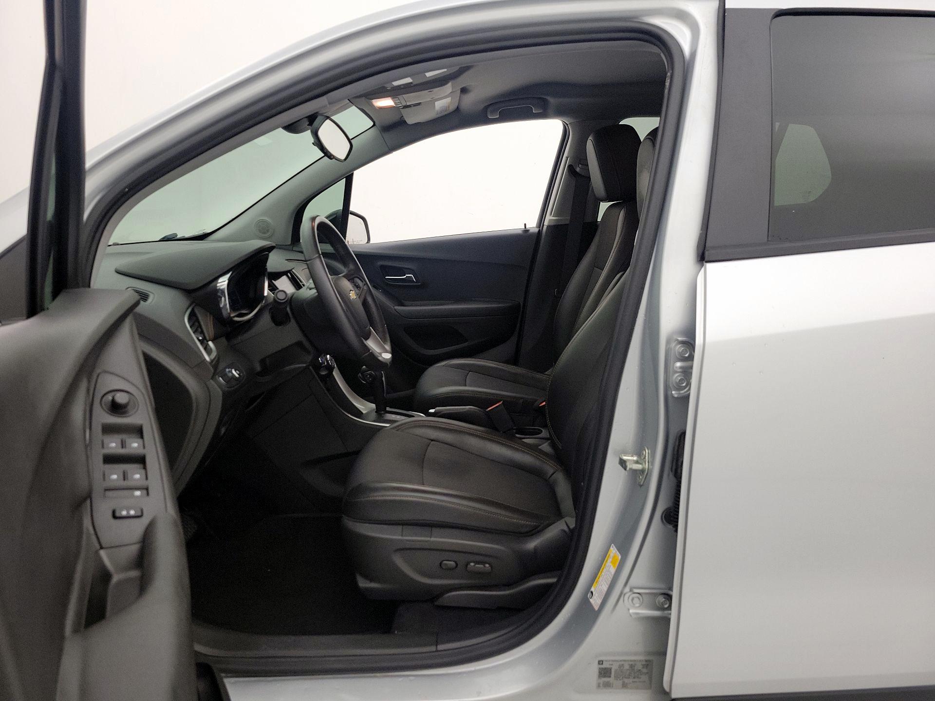 Thumbnail: 2020 Chevrolet Trax - 11