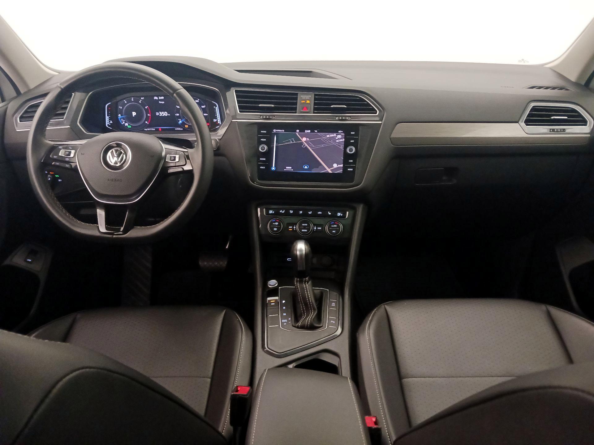 Thumbnail: 2021 Volkswagen Tiguan - 9