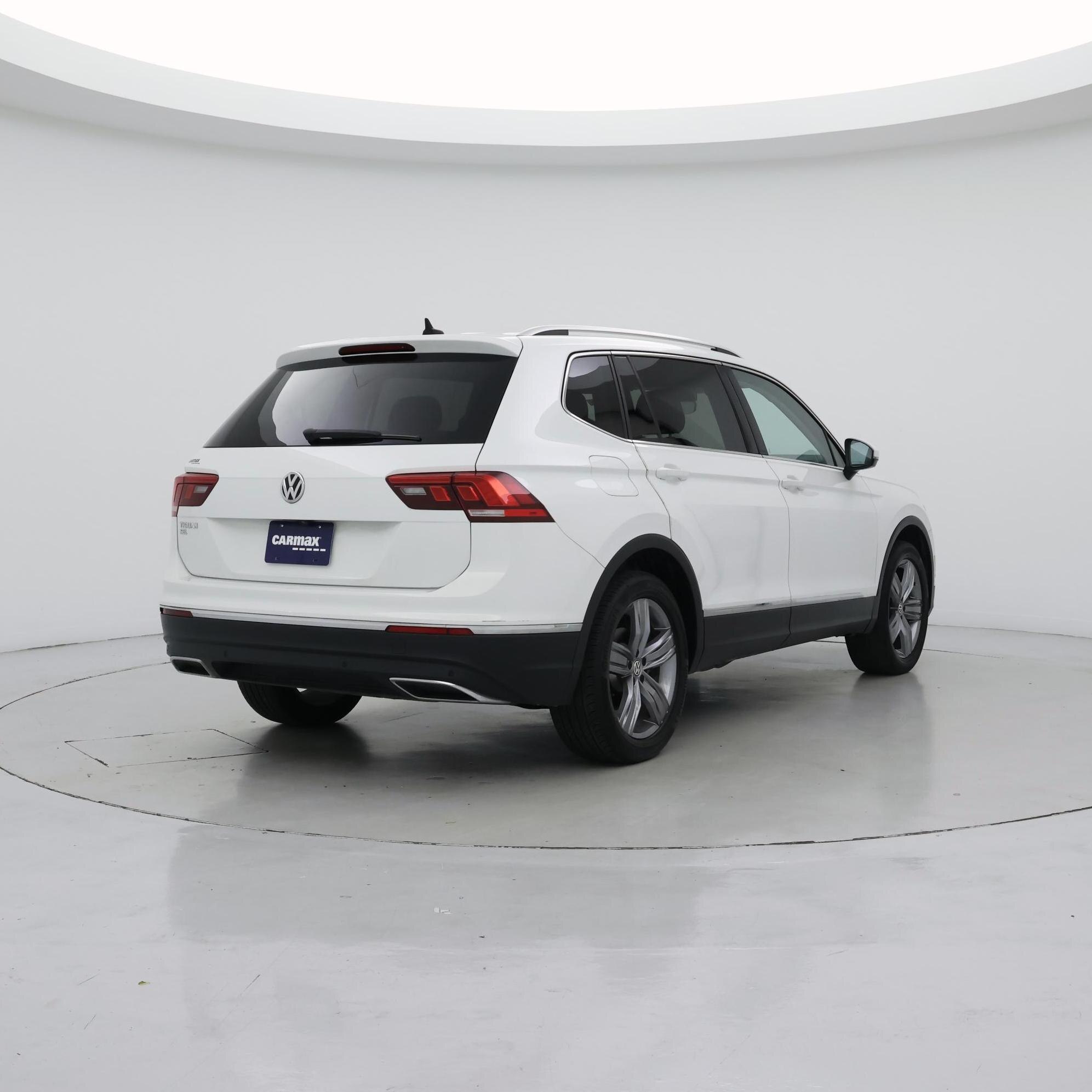 Thumbnail: 2021 Volkswagen Tiguan - 8