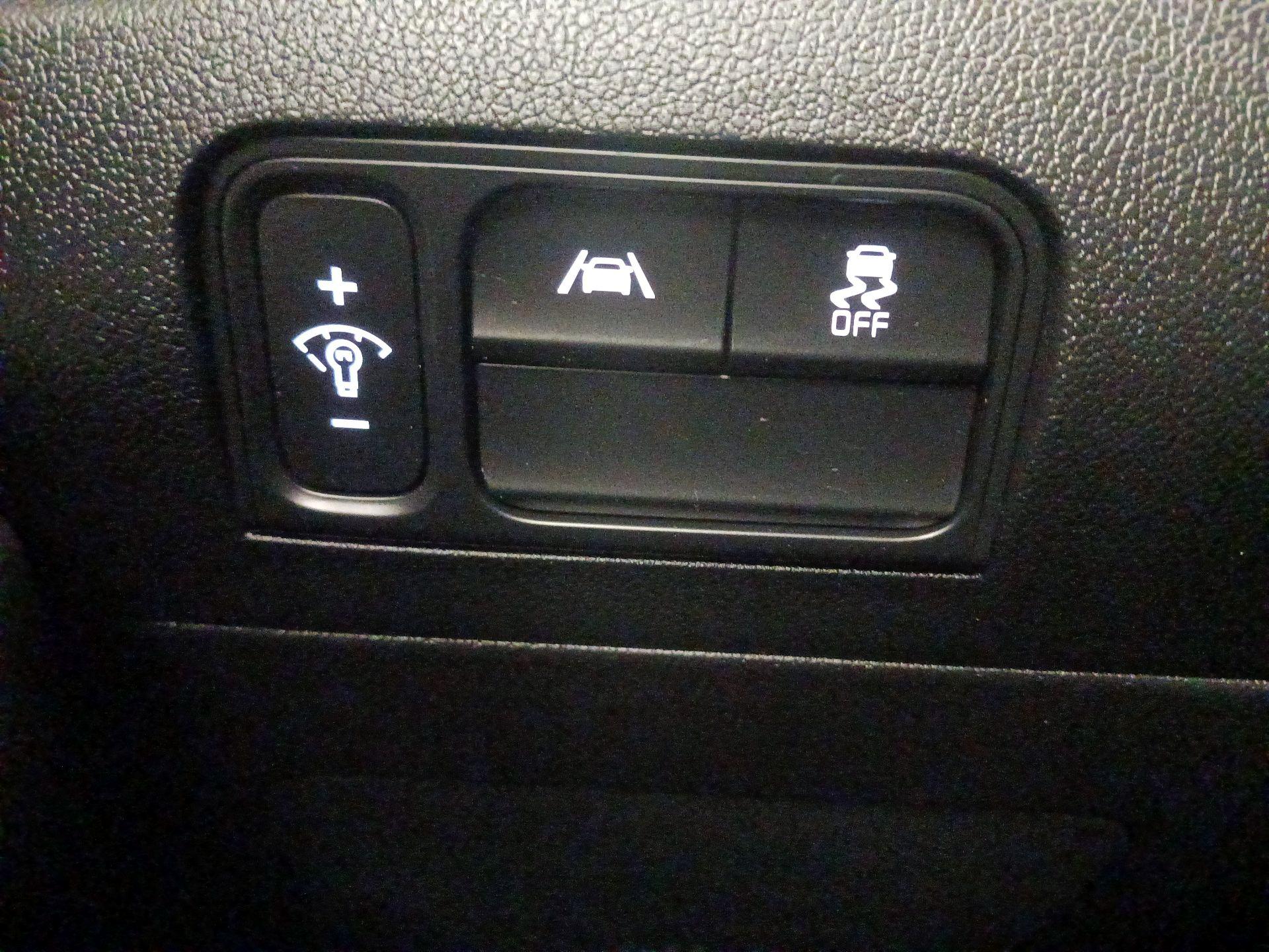 Thumbnail: 2021 Kia Sorento - 13