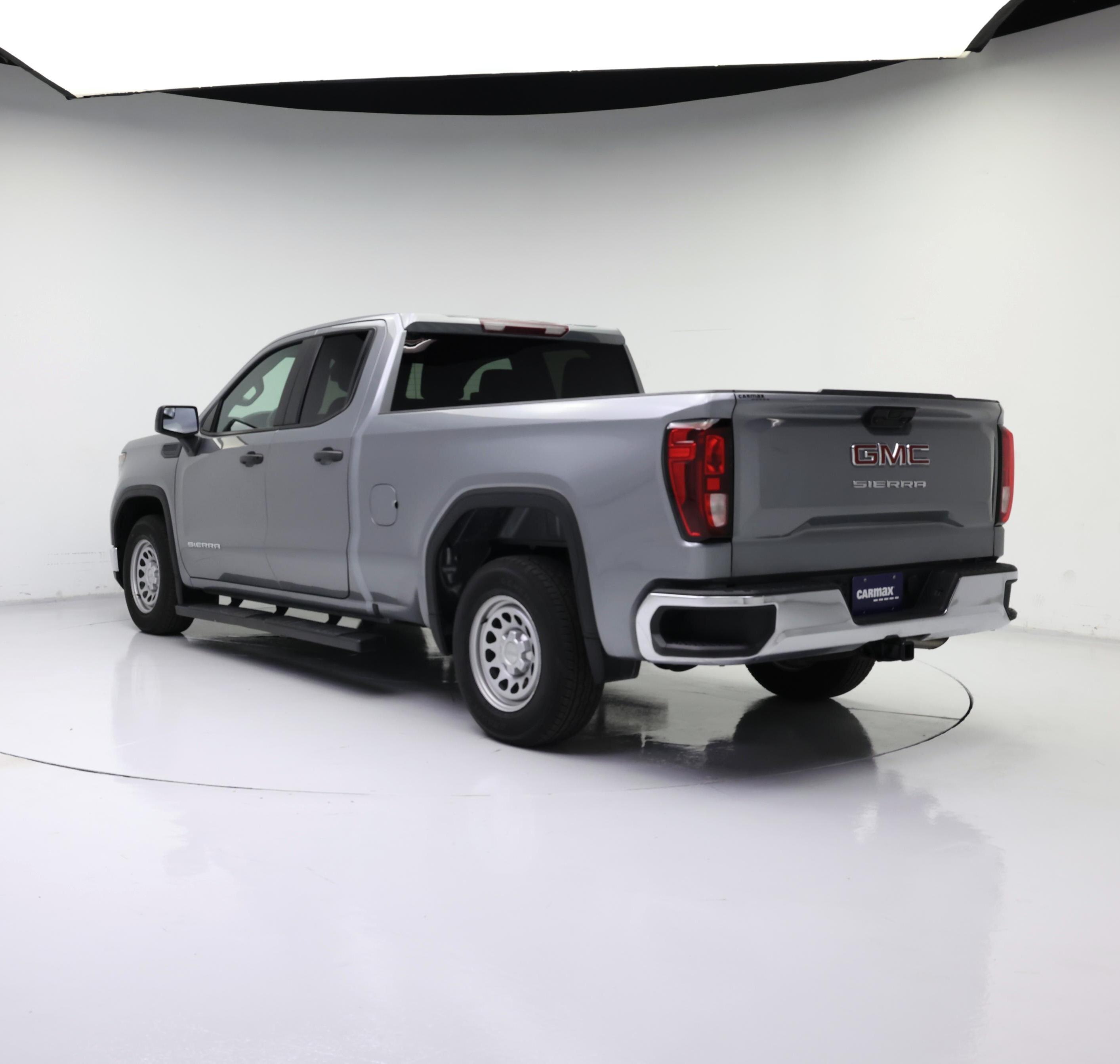 Thumbnail: 2023 GMC Sierra 1500 - 2